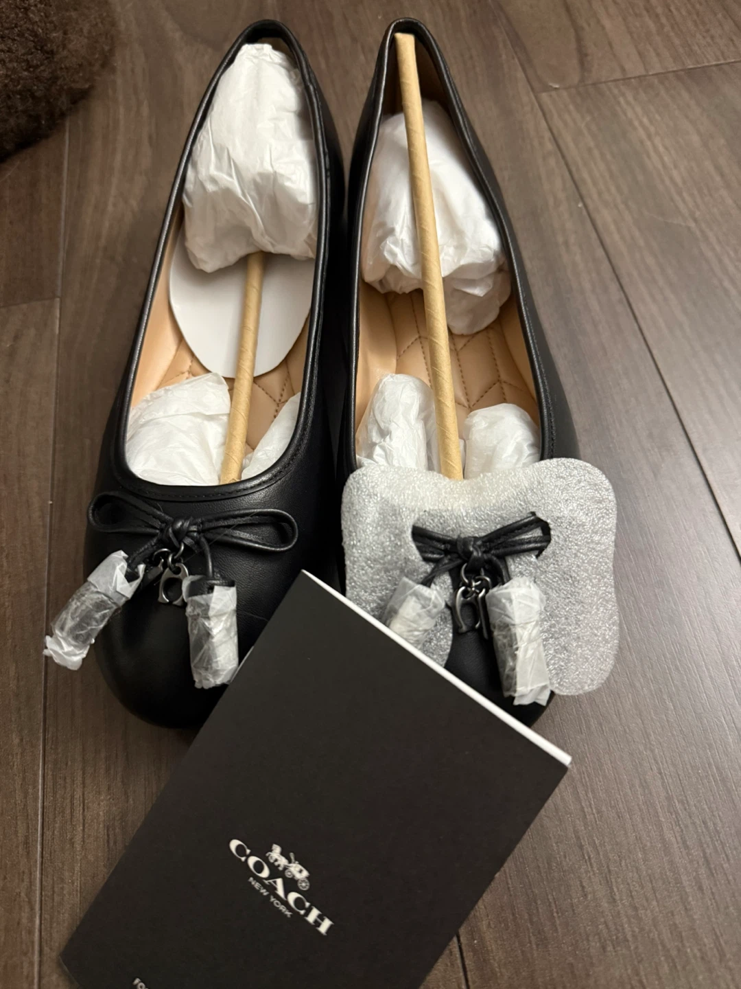 New Coach Black Leather Ballet Flats, Size 8.5 - photo 3