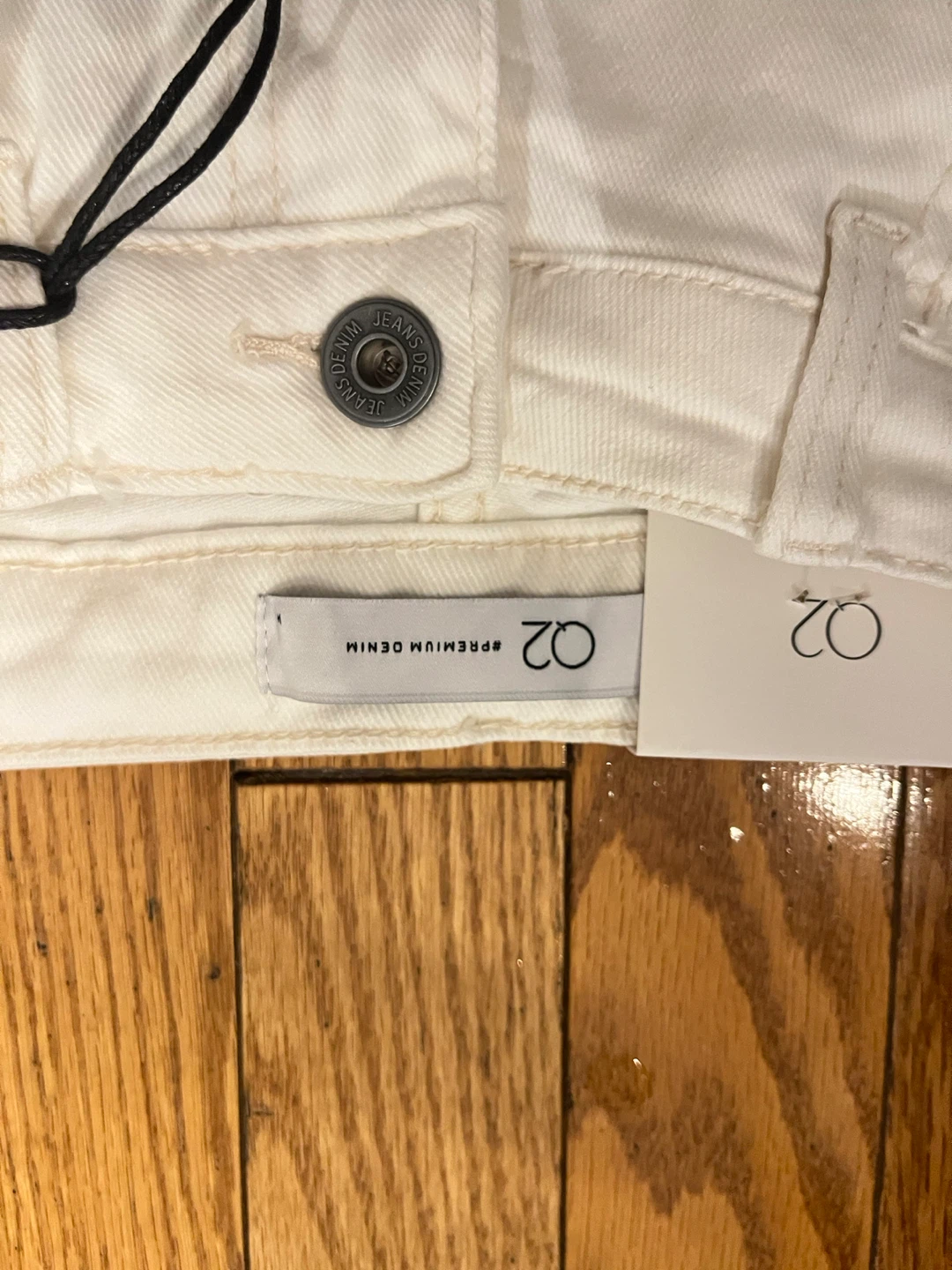 Q2 Premium Denim White Flare Jeans - Size M - photo 3