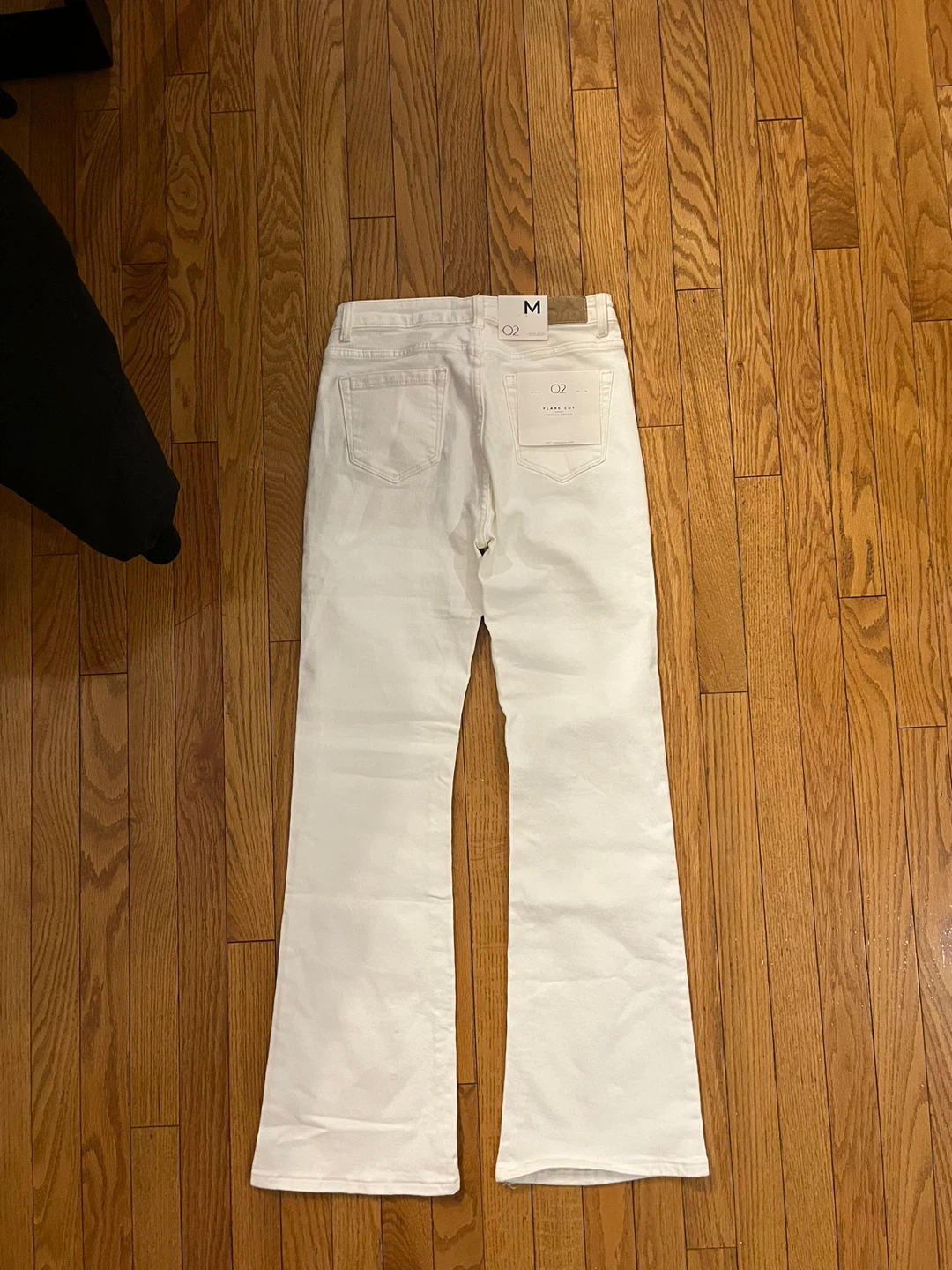 Q2 Premium Denim White Flare Jeans - Size M - photo 2