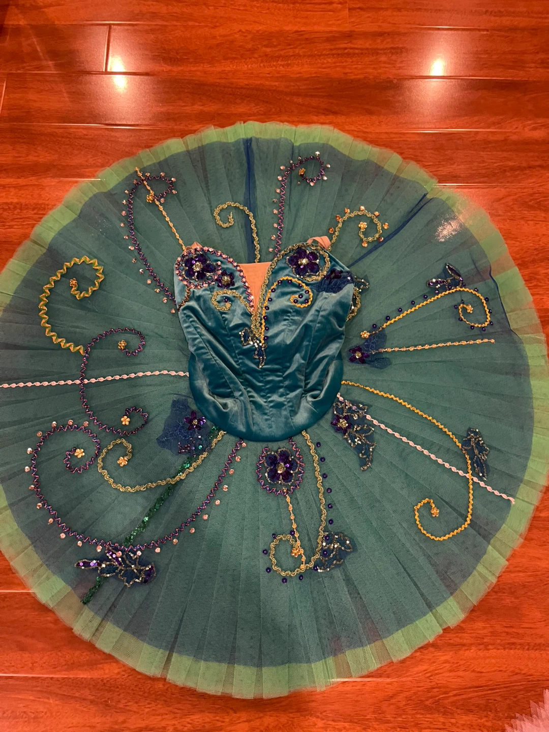 Teal and green dance tutu with matching headpiece - photo 2