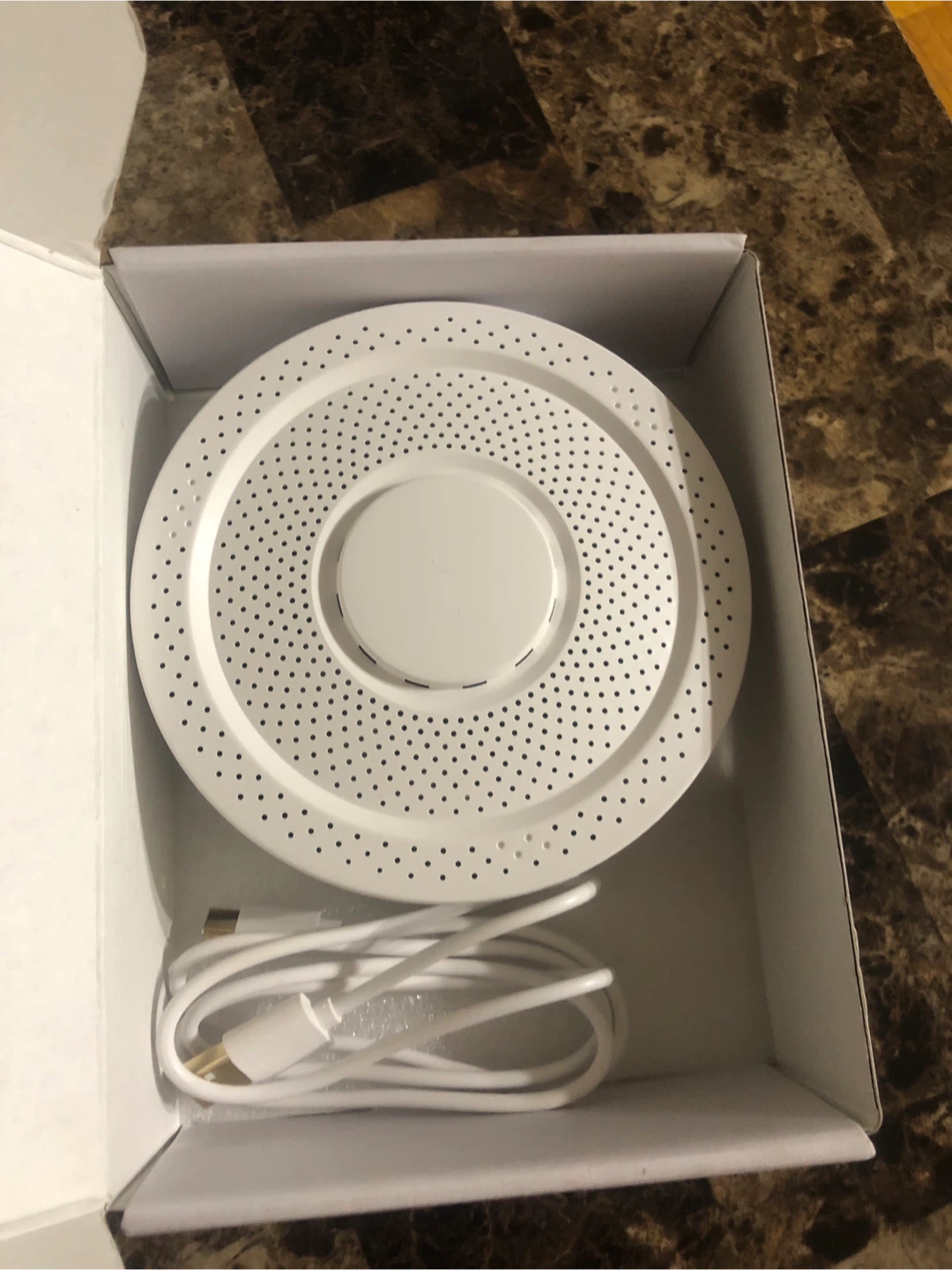 UBIBOT Air Quality Sensor New  - Model AQS1 - photo 2