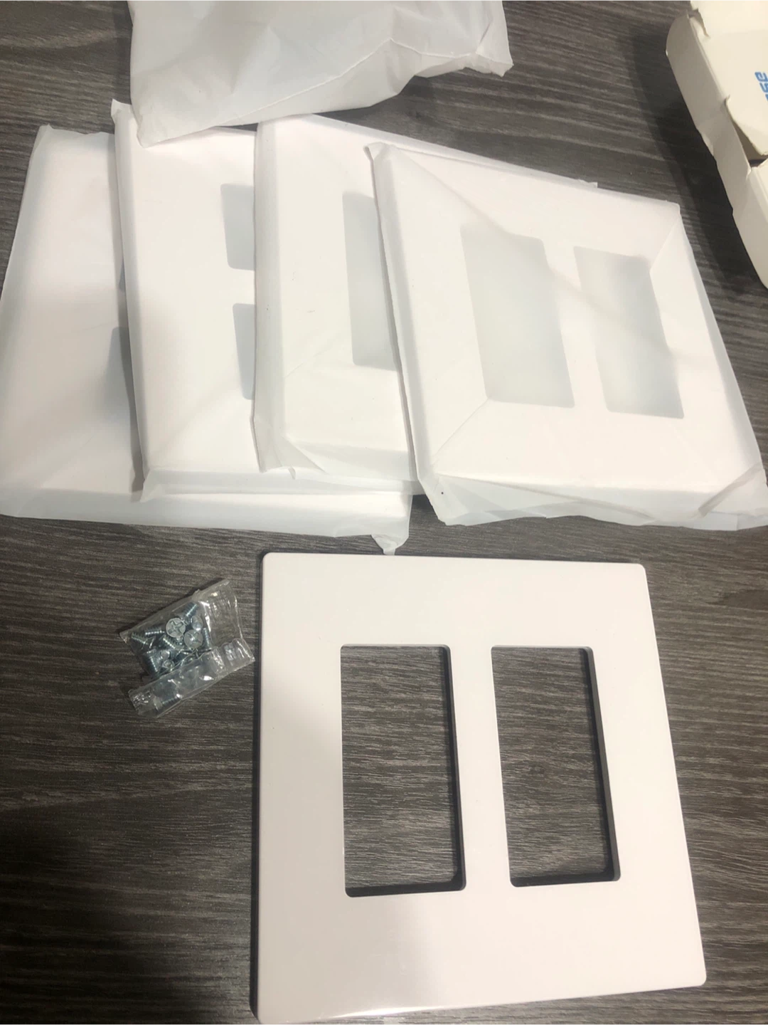 Amerisense 2-Gang Screwless Wall Plate - 5 Pack - New - photo 2