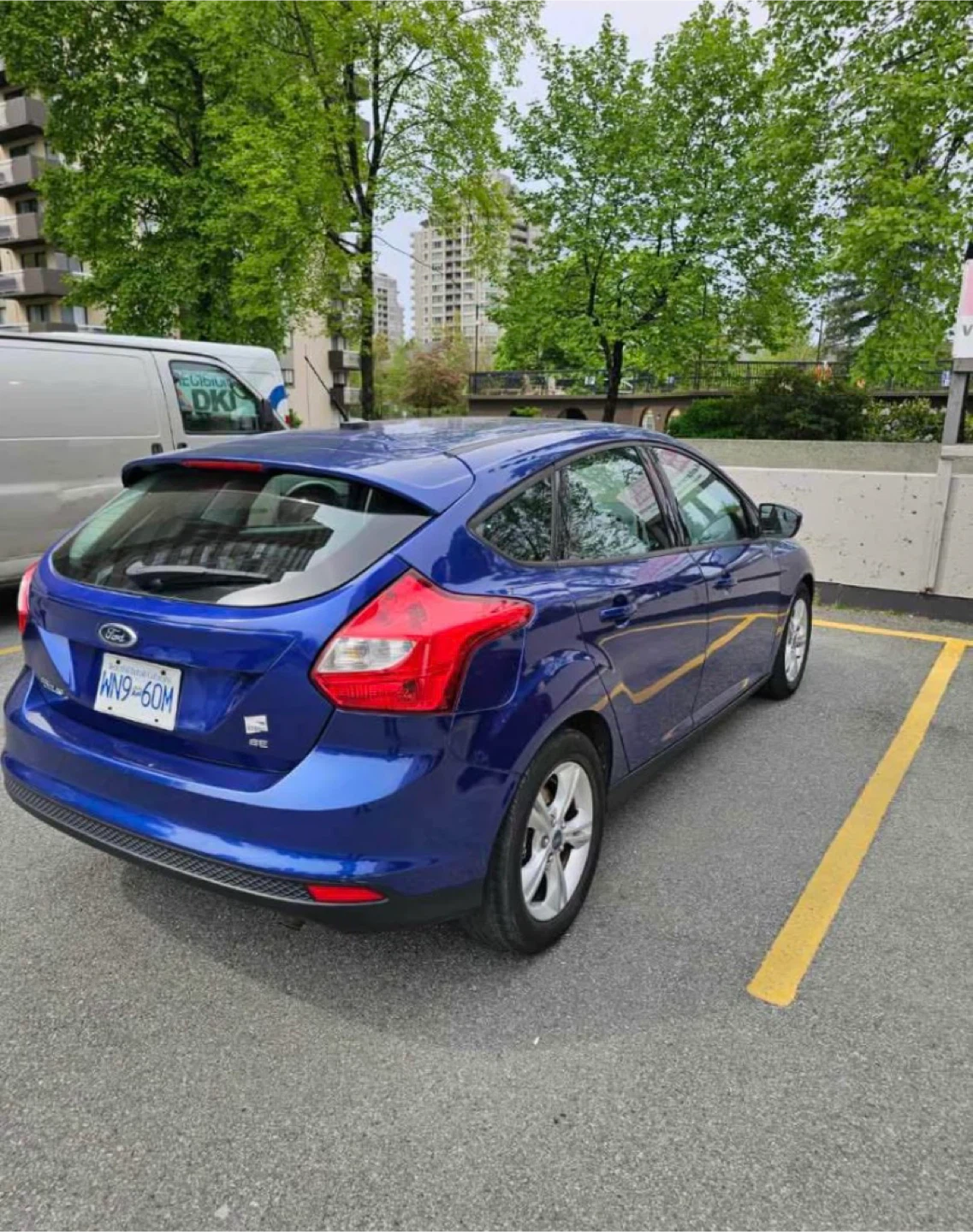 Ford Focus SE 2012 Car - photo 3