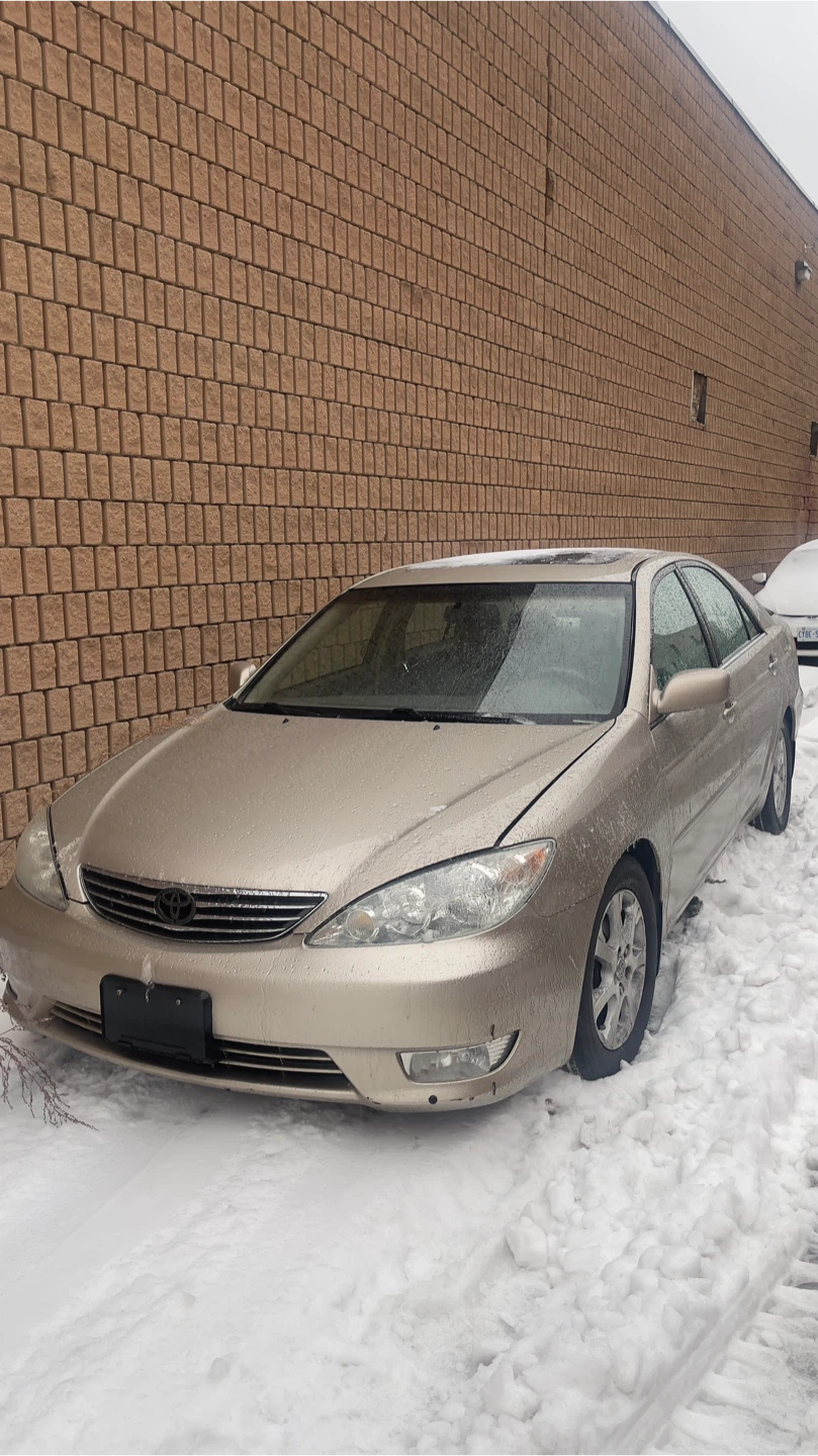 Toyota Camry Sedan - photo 3
