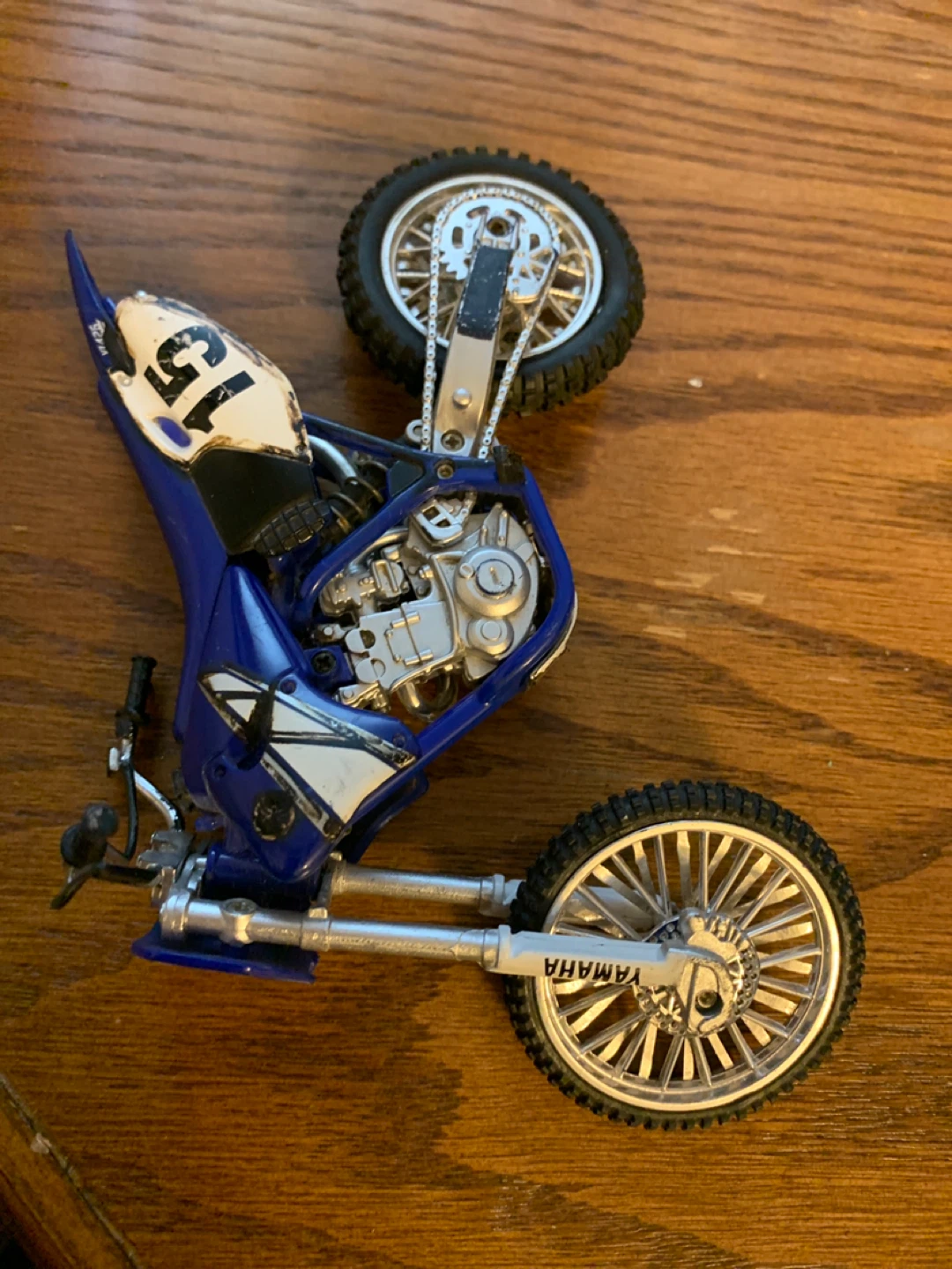 Yamaha Motorcycle Model - Blue & Silver - photo 2
