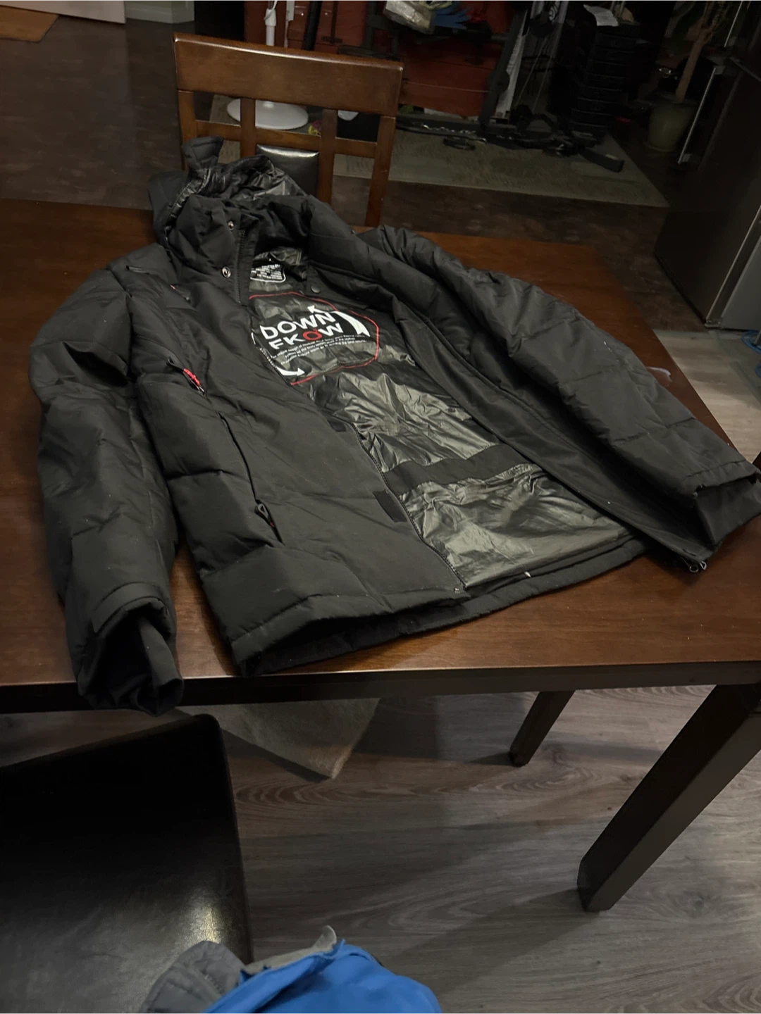 Down Flow Black Puffer Jacket