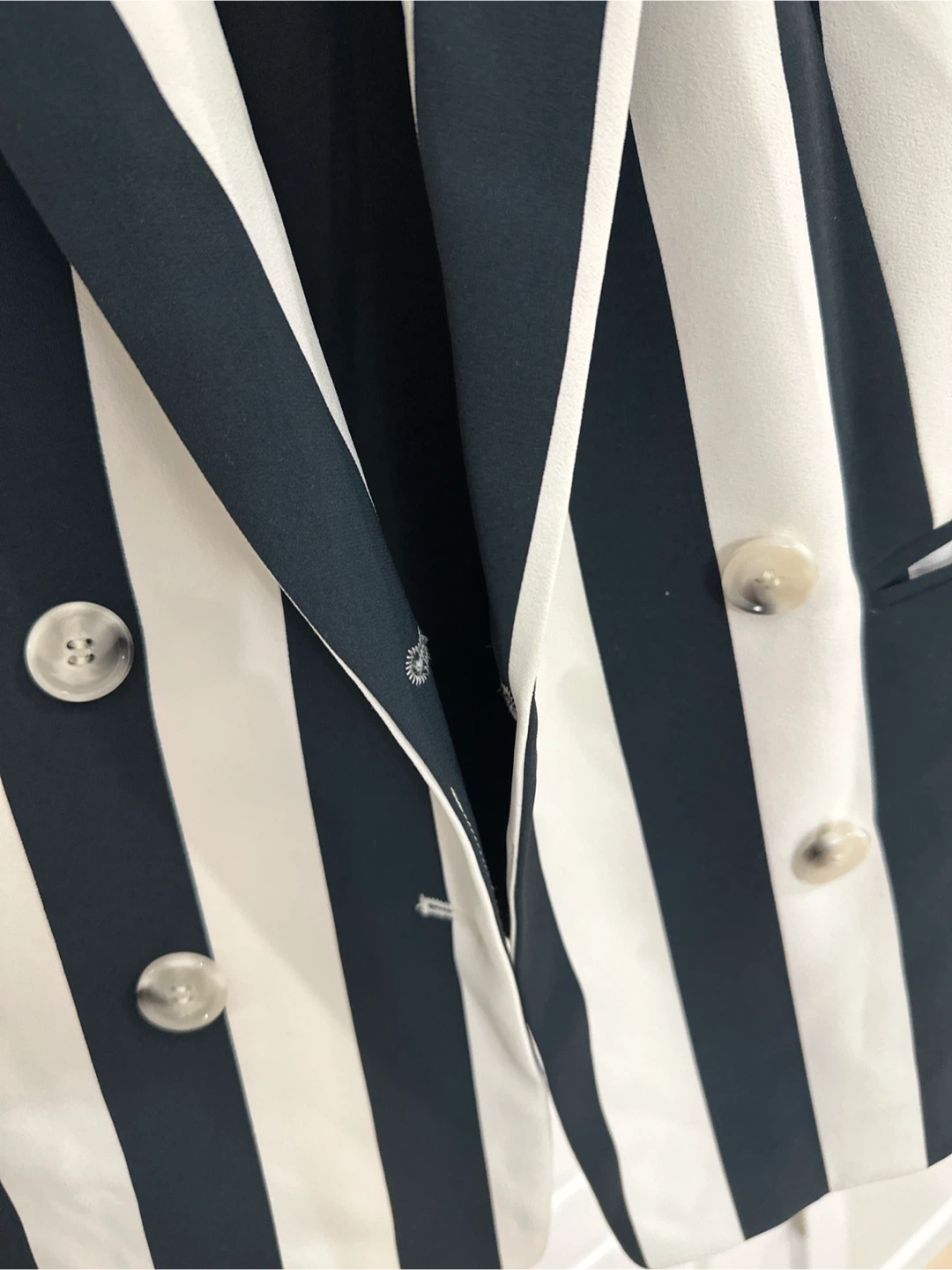 H&M Striped Blazer - Size US 6 - photo 2