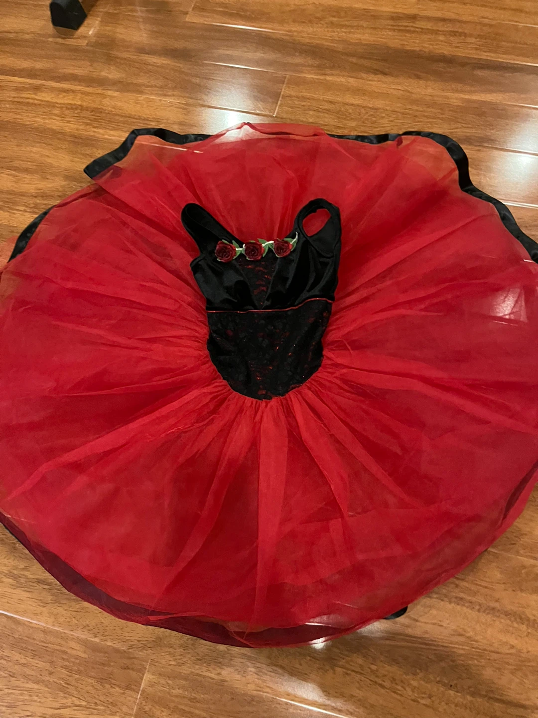 Black and red dance tutu - photo 2