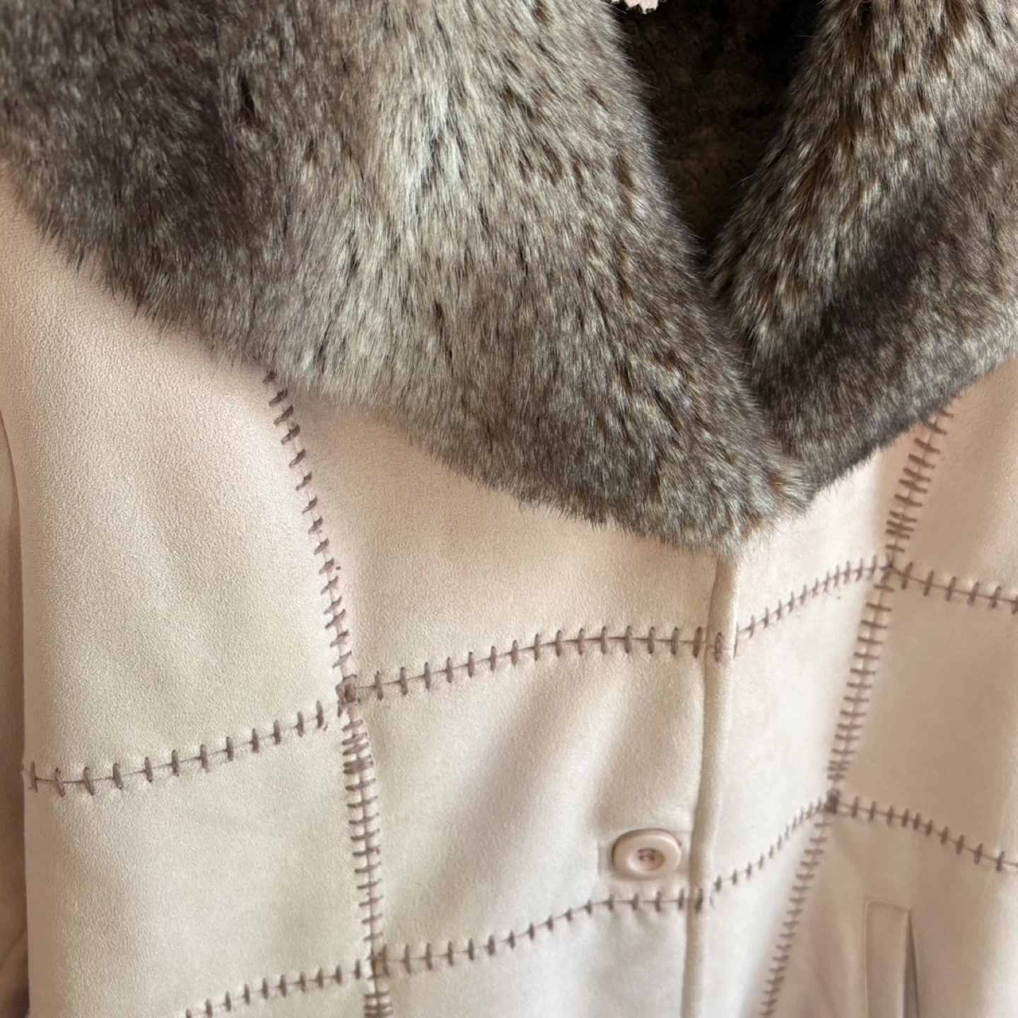 Pizazz Pink Faux Suede and Faux Fur Trim Button Up Coat Size L - photo 3