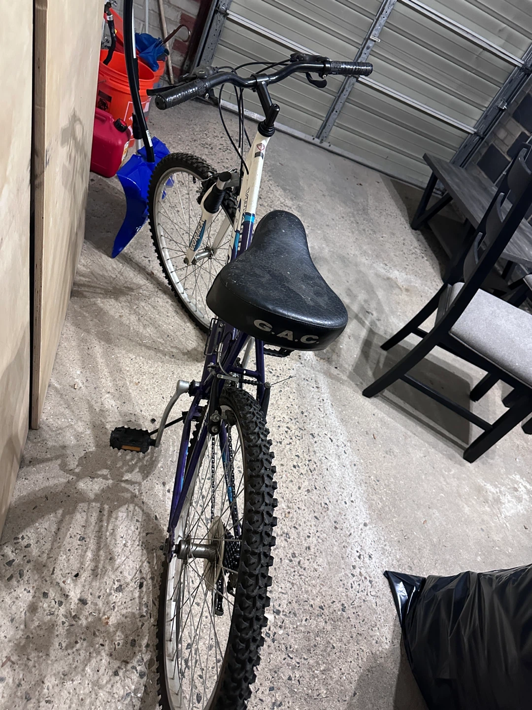 Pacific Voyager Mountain Bike - Shimano Equipped - photo 2