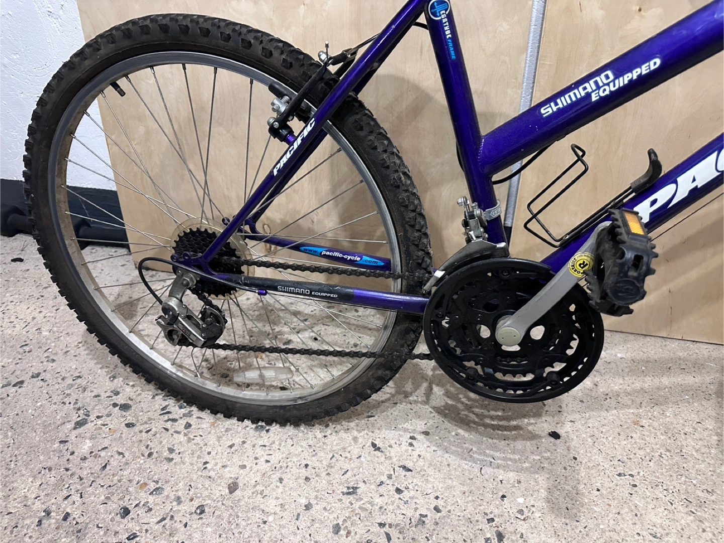 Pacific Voyager Mountain Bike - Shimano Equipped - photo 3