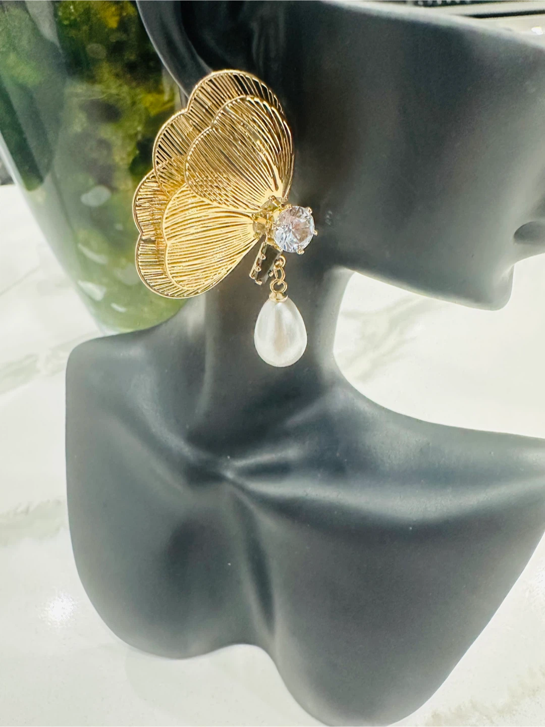Gold Flower Earrings with Pearl Drop - photo 2