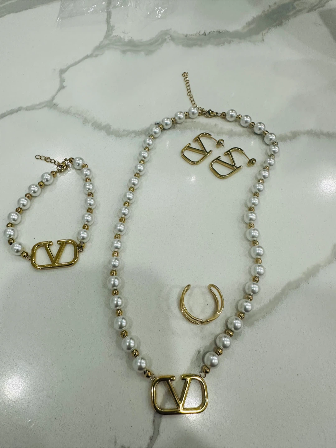Valentino Pearl & Gold Jewelry Set