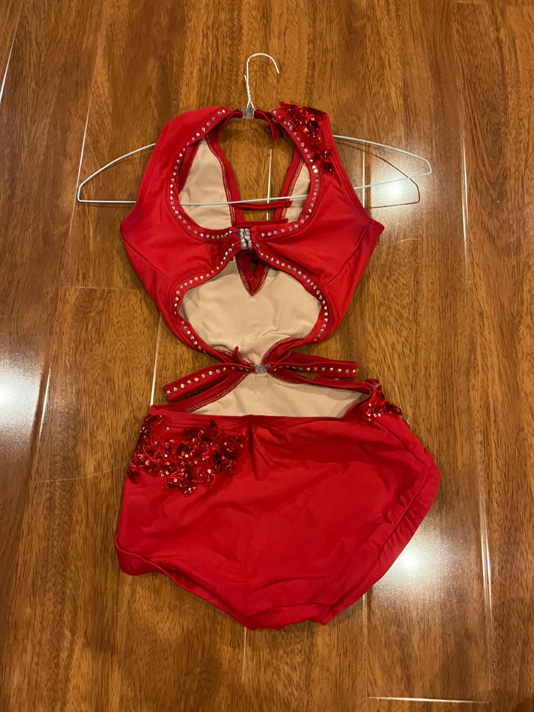 Red dance costume - photo 2