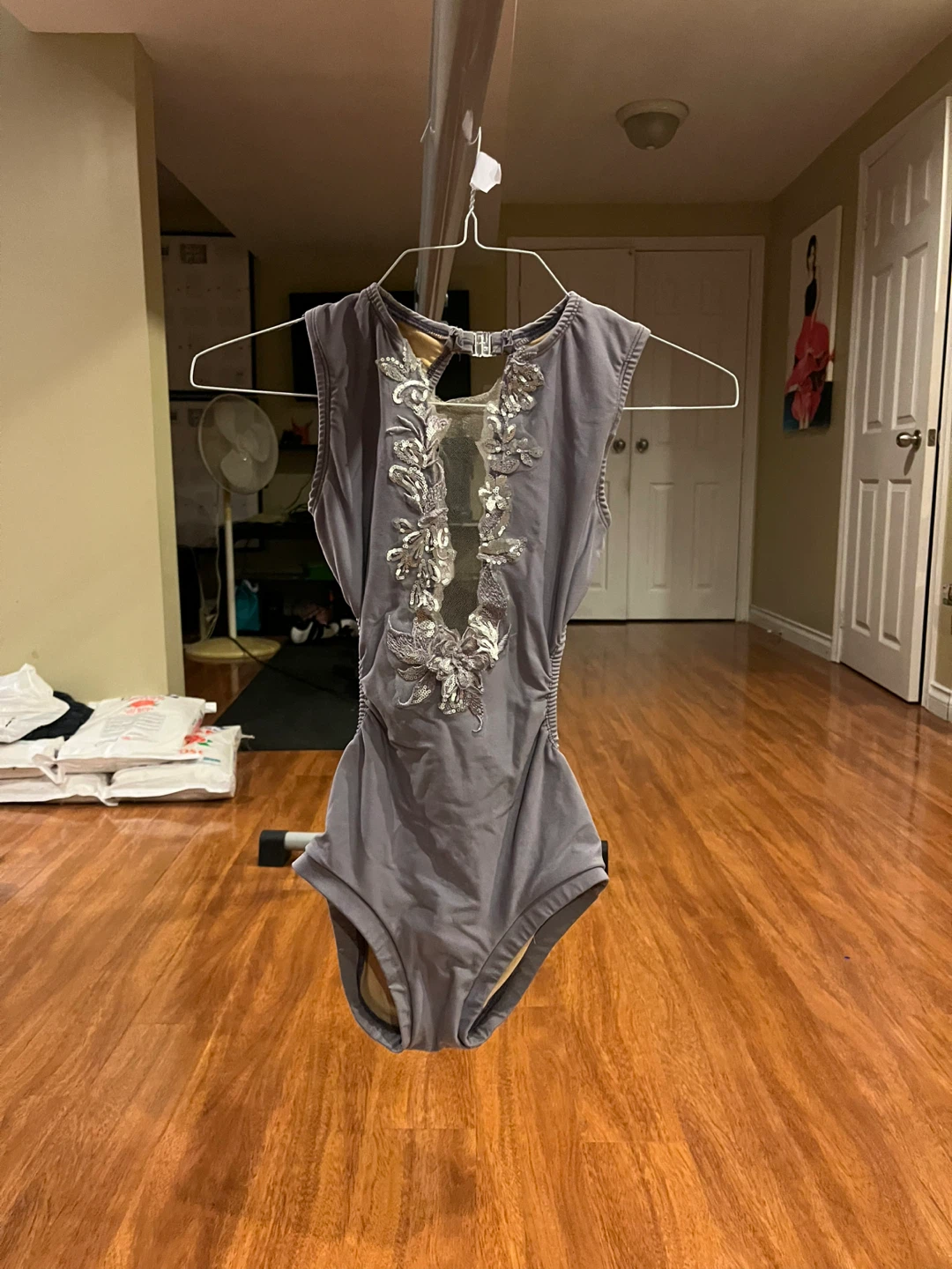 Grayish purple dance costume