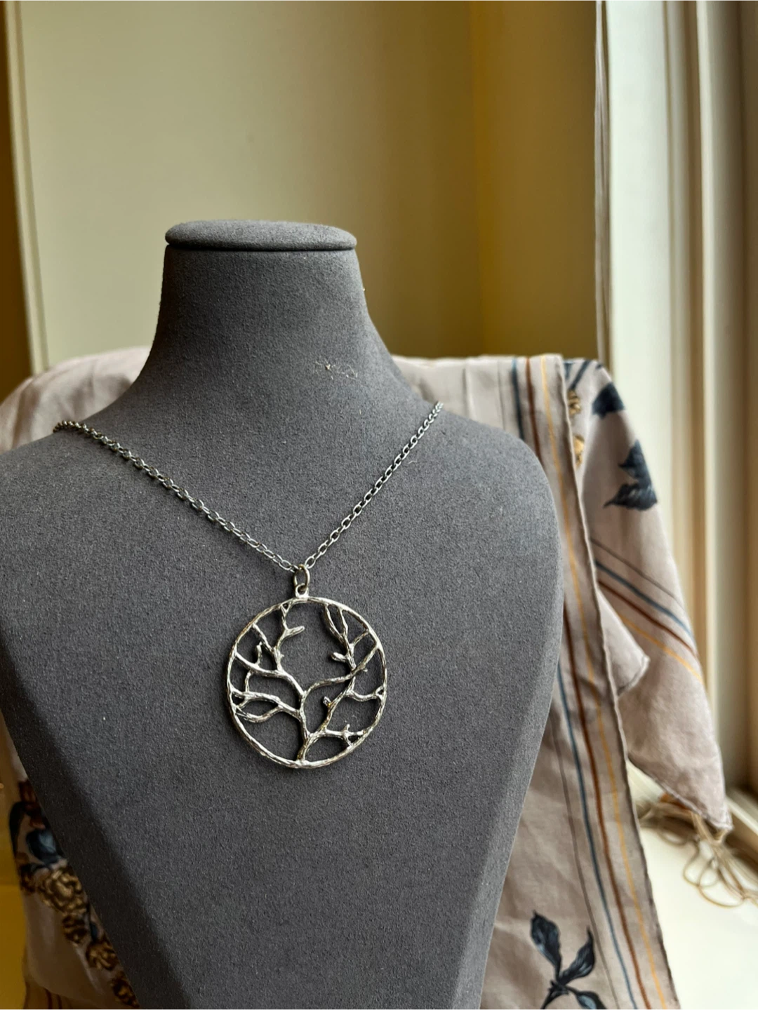 Make an Offer: Silver Tree of Life Pendant Necklace - photo 2