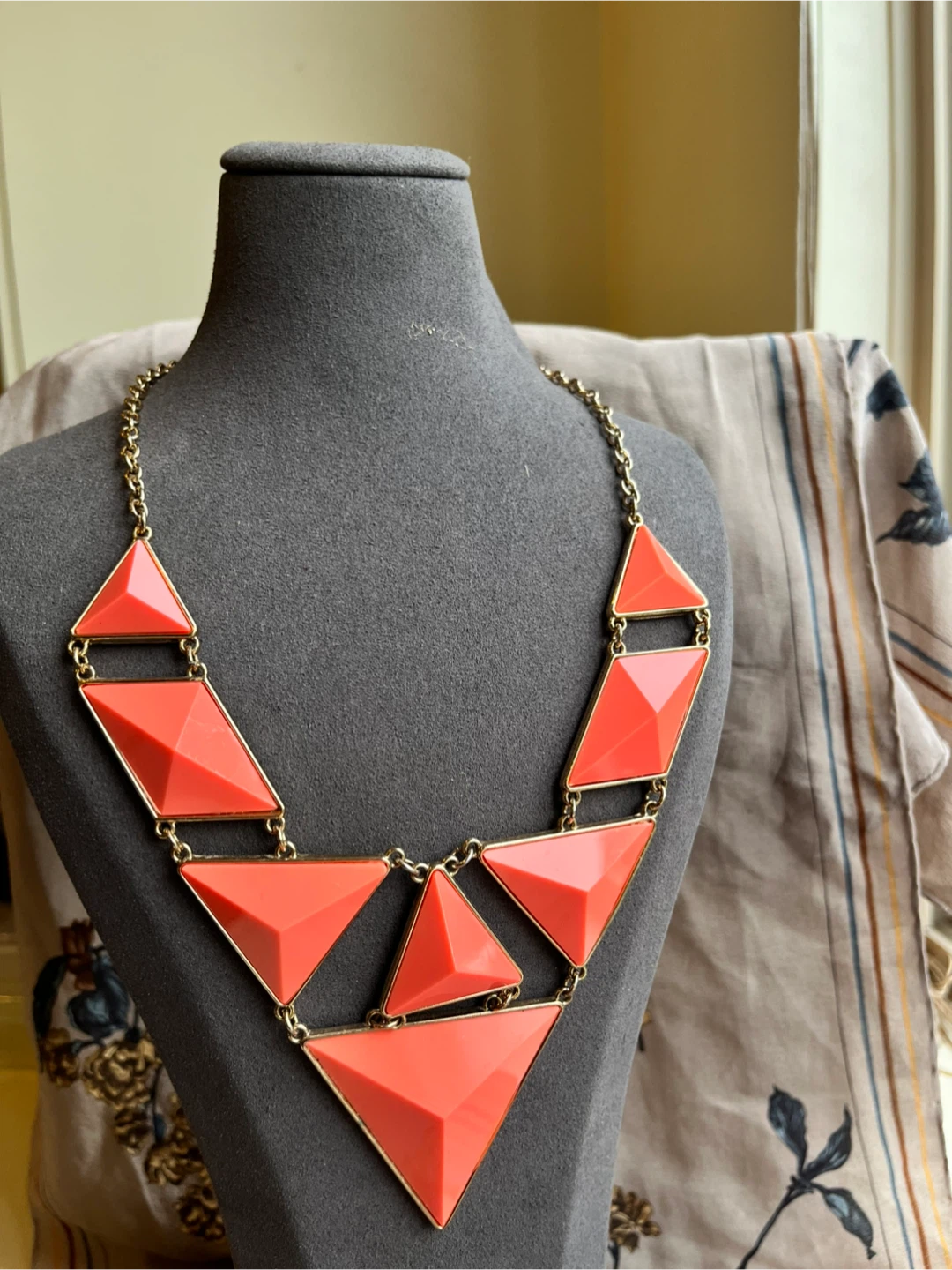 Make an Offer: Coral Geometric Statement Necklace - photo 3
