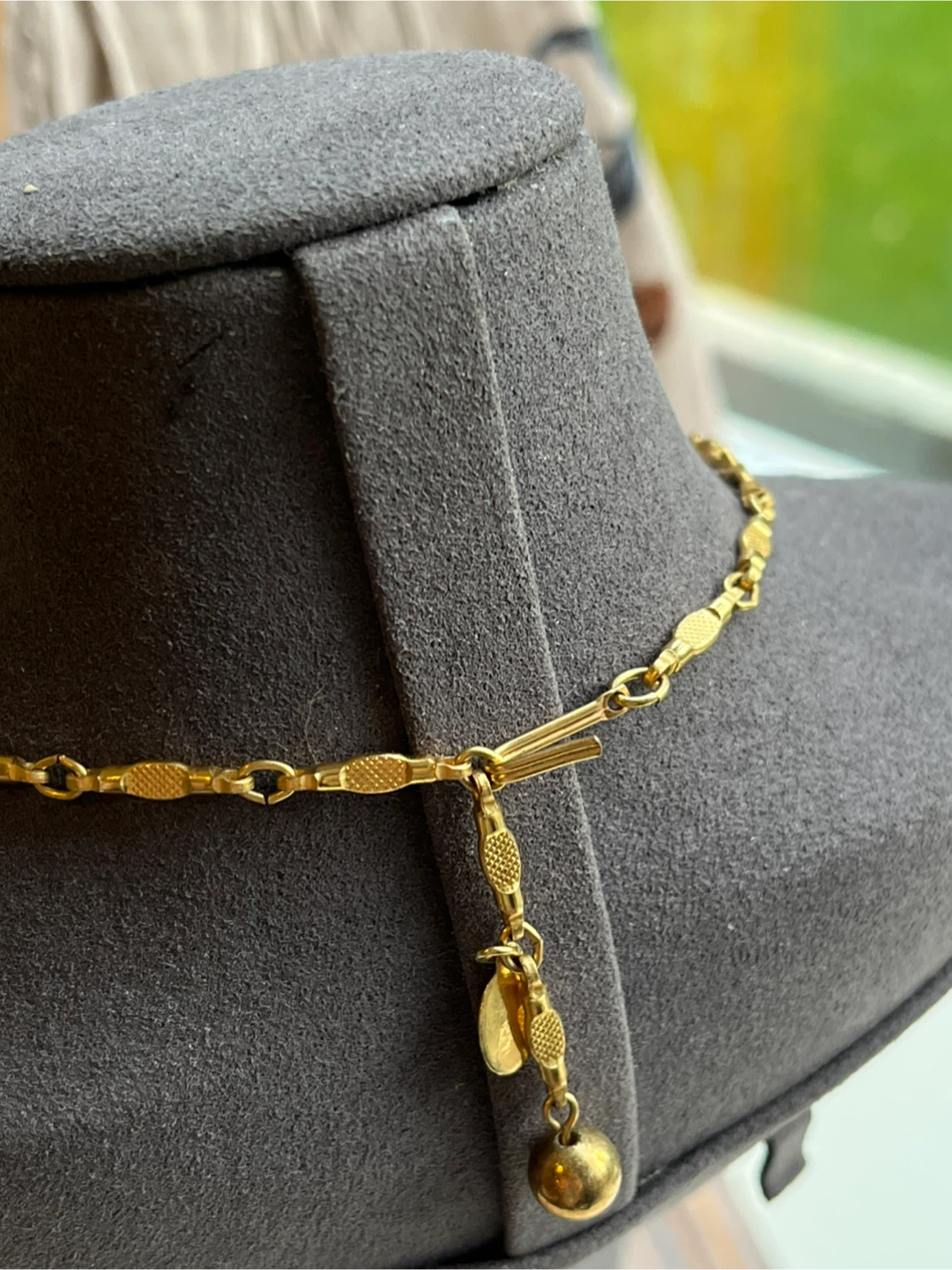 Make an offer: Vintage Gold Necklace - photo 2