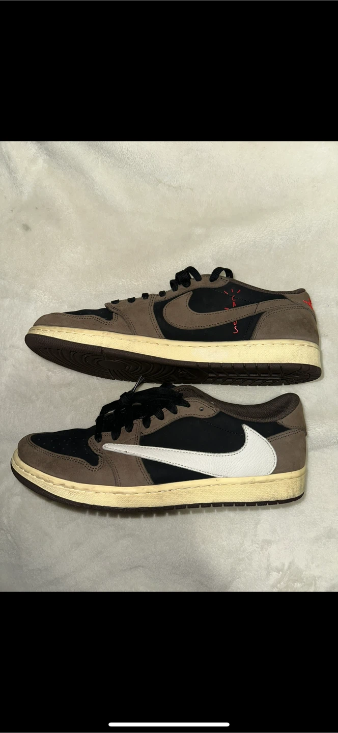 Nike Air Jordan 1 Low Travis Scott