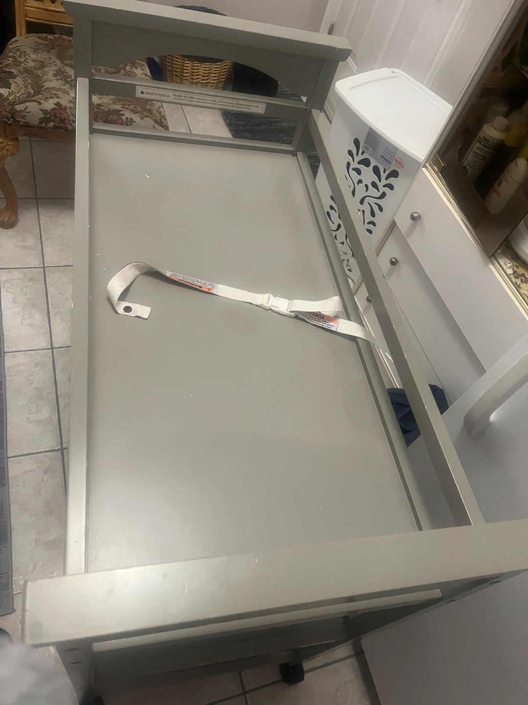 Graco changing table & Cosco car seat/stroller - photo 3