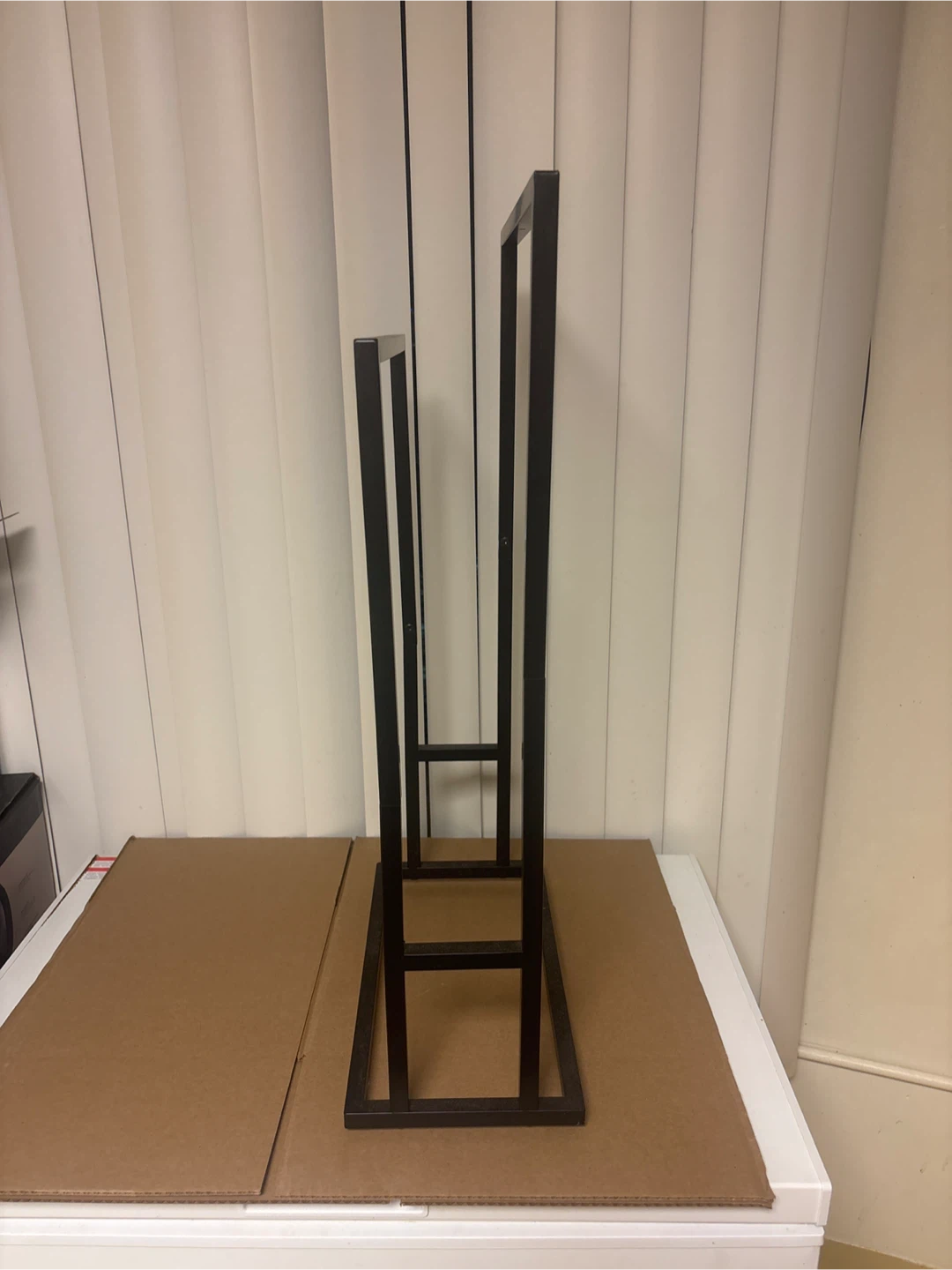 Black two tier towel rack - photo 2