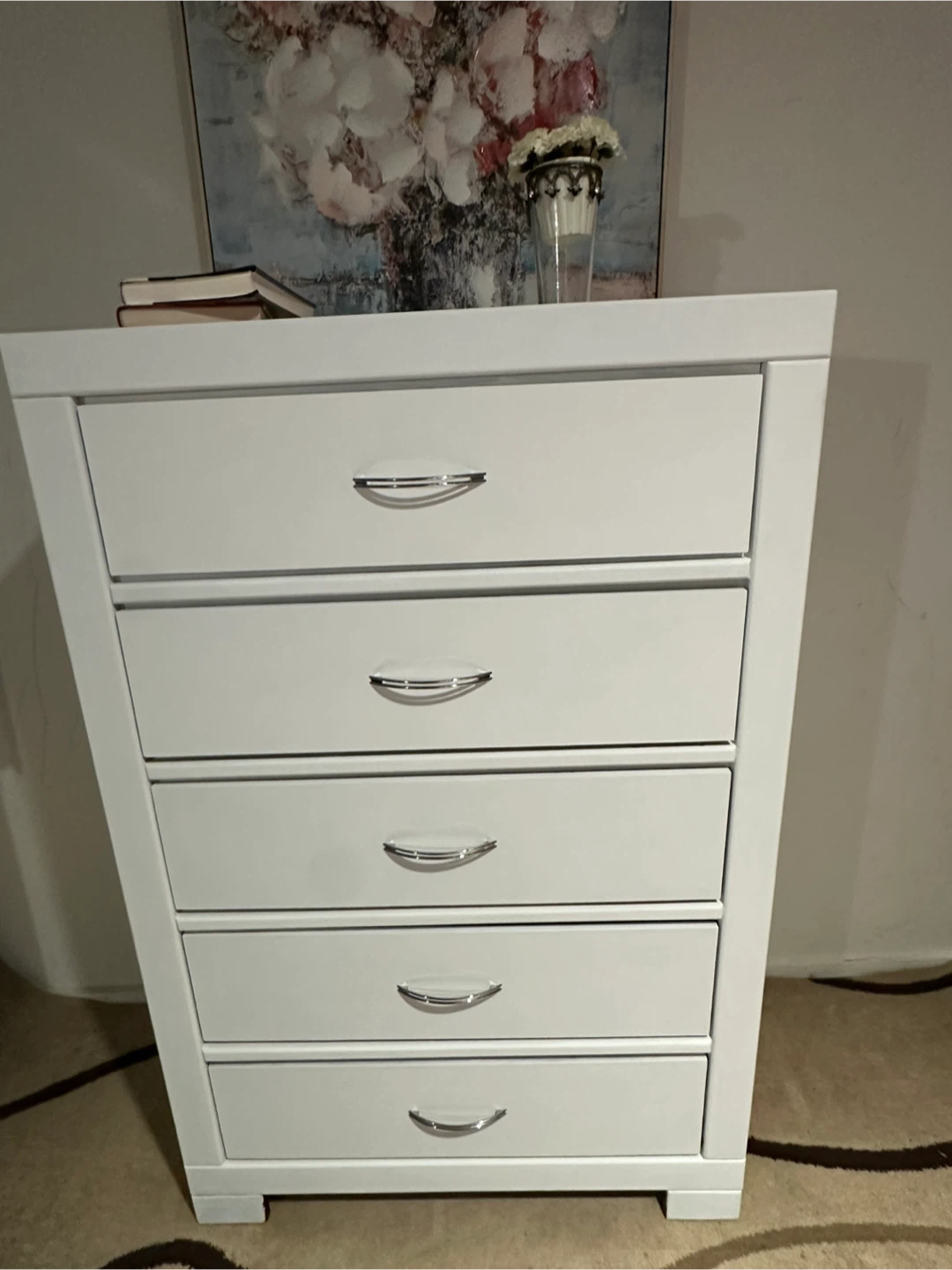 White 5-Drawer Chest - photo 4