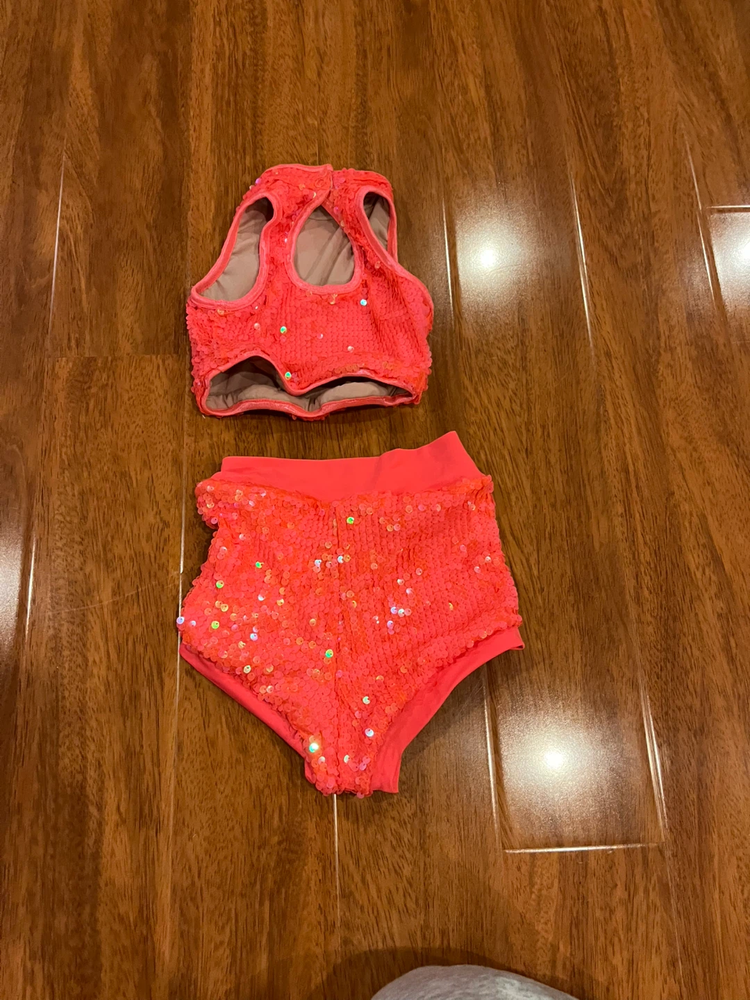 Neon pink dance costume - photo 2