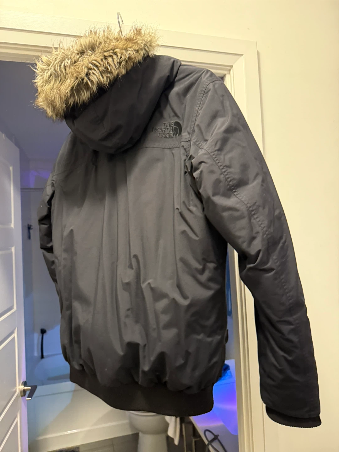 Men’s North Face Winter Jacket - photo 2