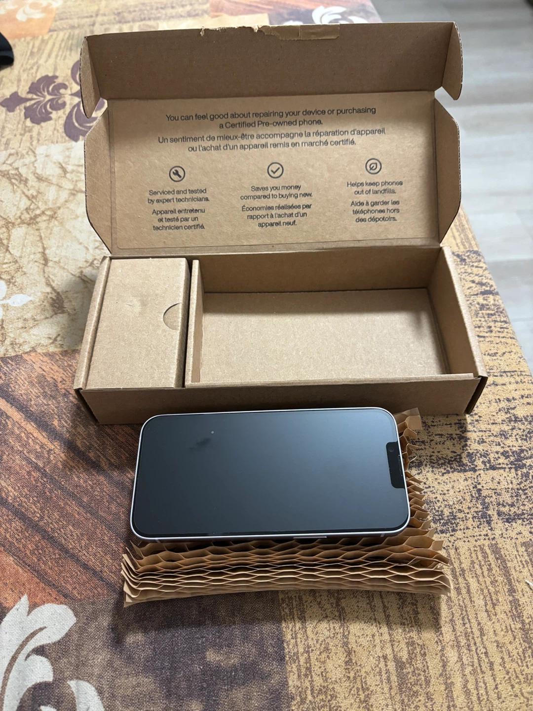 I phone 14 Certified brand new un touch with  warranty - photo 3