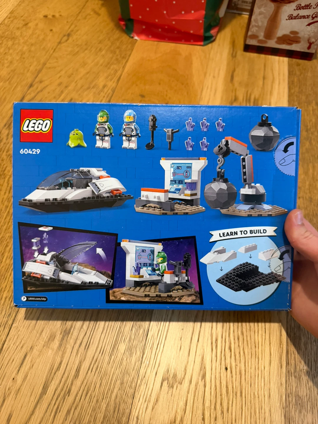 New LEGO Creator Space Shuttle & LEGO City Spaceship - photo 3
