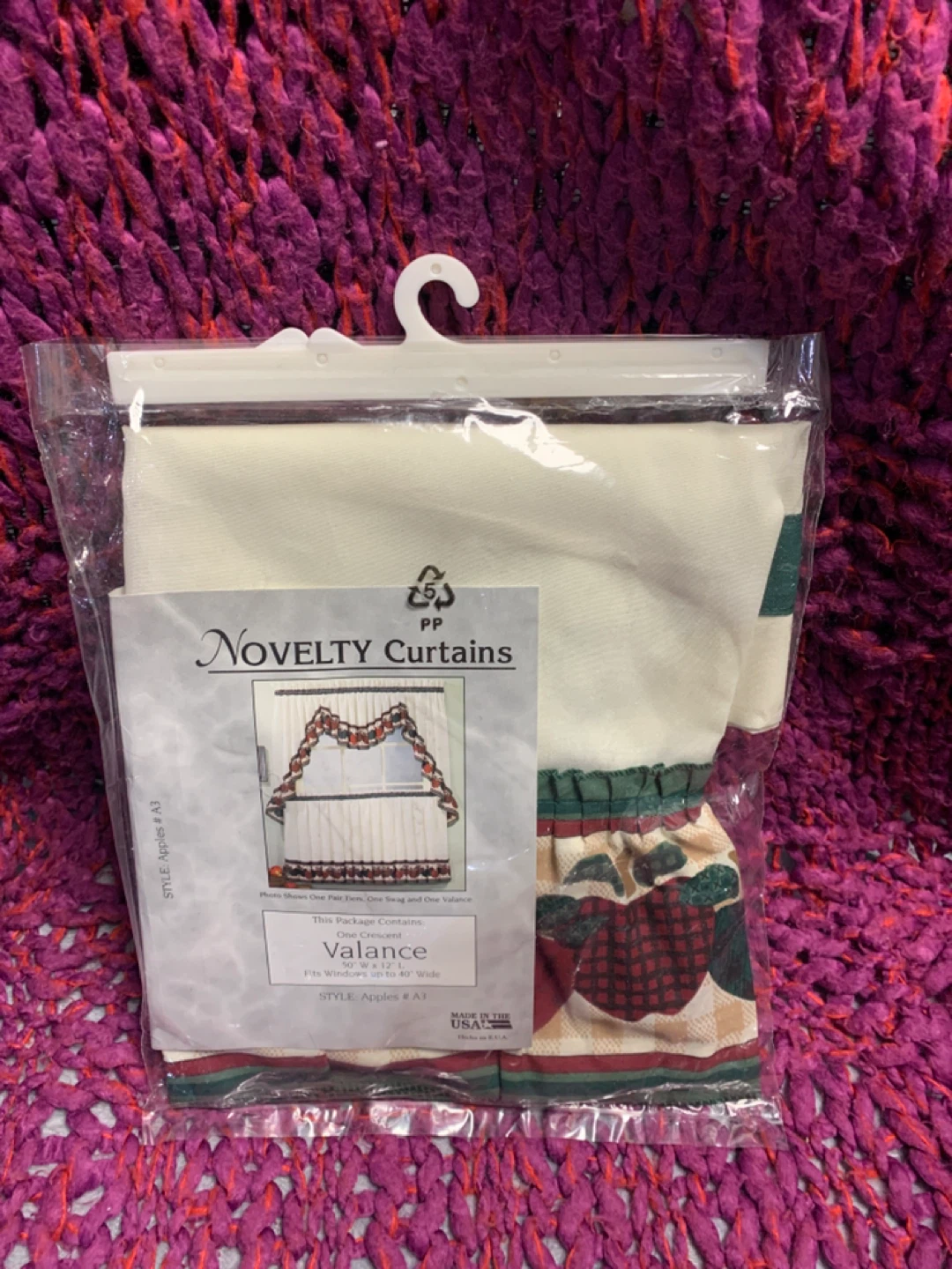 Novelty Curtains Apple Valance New