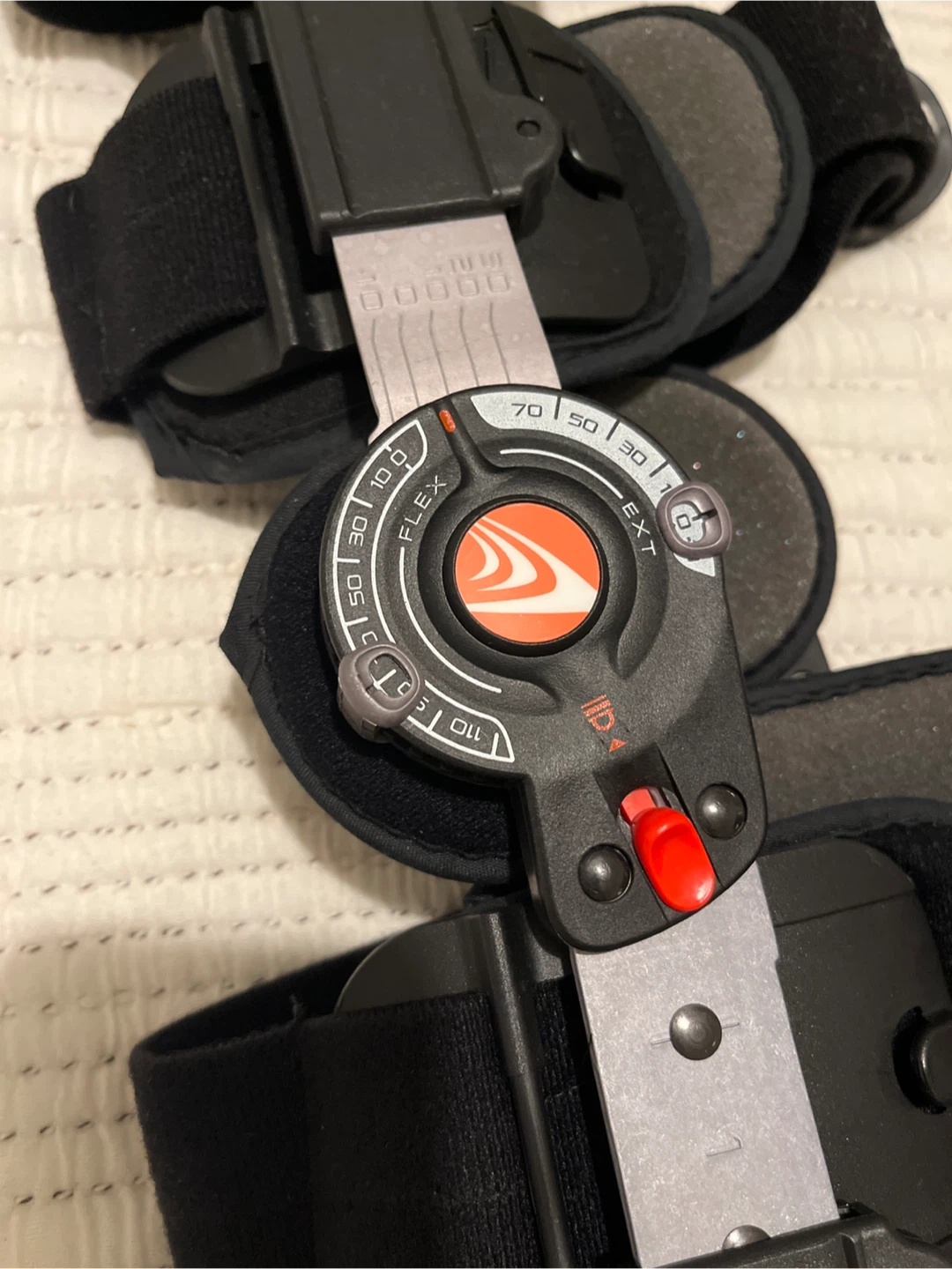 Free Breg Knee Brace - photo 4