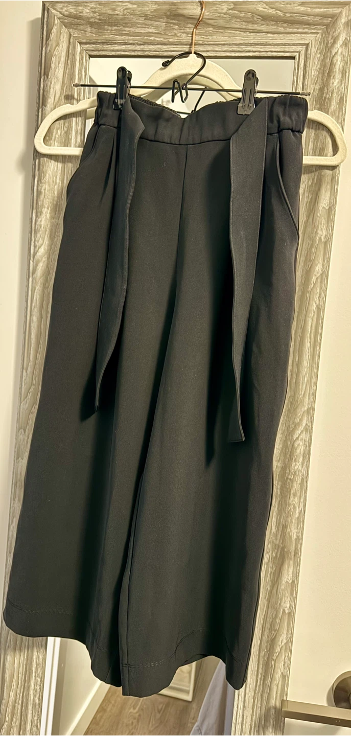 Lululemon Wide Leg Pants_Black_Size 4