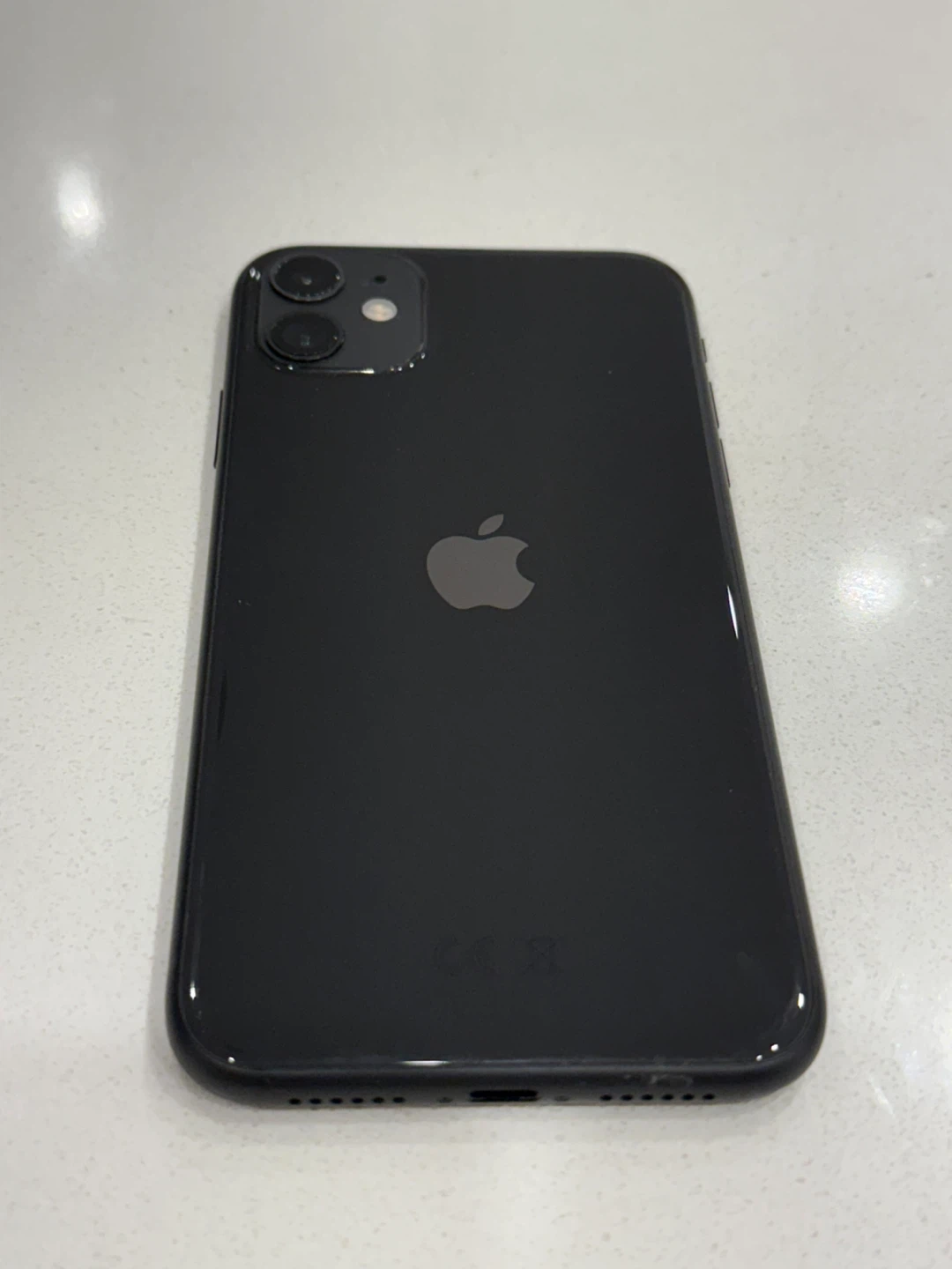 Apple iPhone 11 Black - photo 2