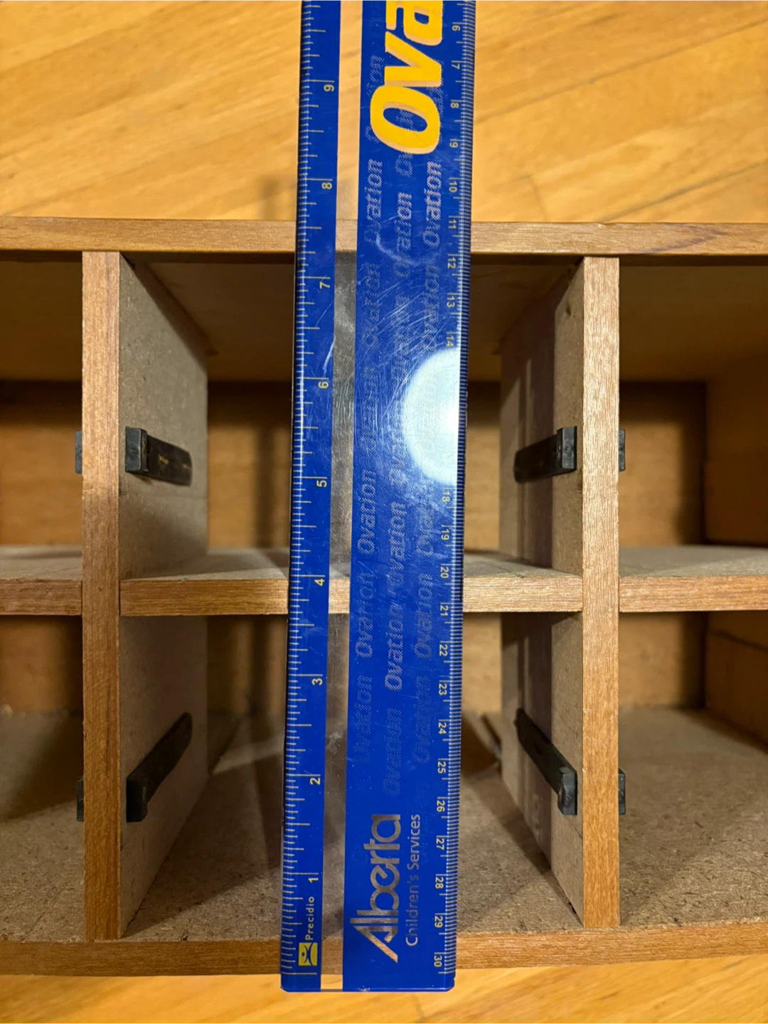 Wooden Shelf with 6 Compartments - photo 5