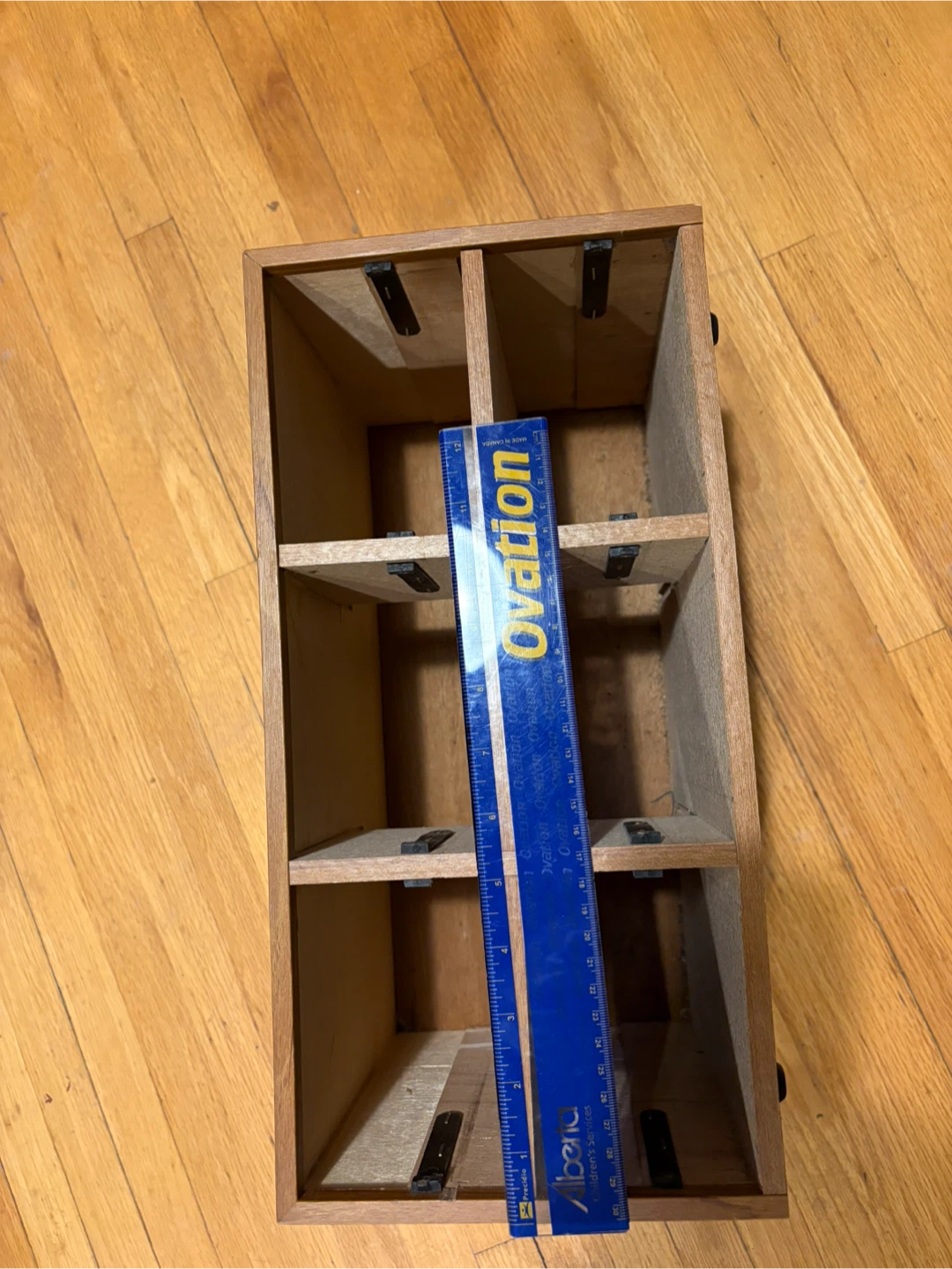 Wooden Shelf with 6 Compartments - photo 4