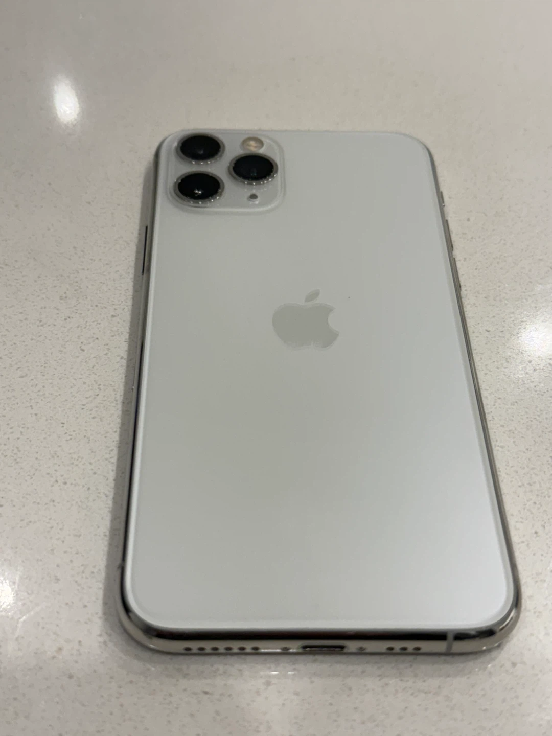 Apple iPhone 11 Pro - White - photo 4