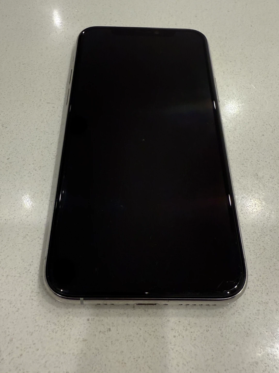 Apple iPhone 11 Pro - White