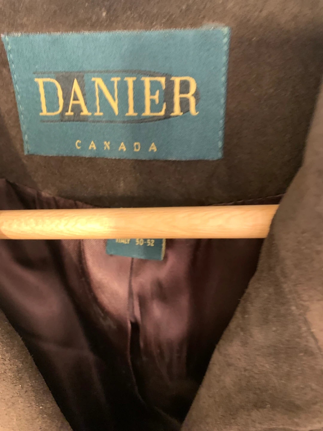 Danier Canada Brown Suede Jacket - Size L - photo 2
