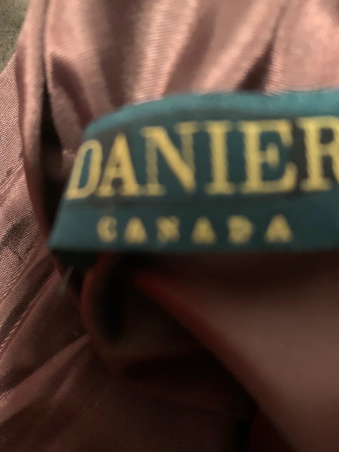 Danier Canada Suede Skirt - Size 10 - photo 5