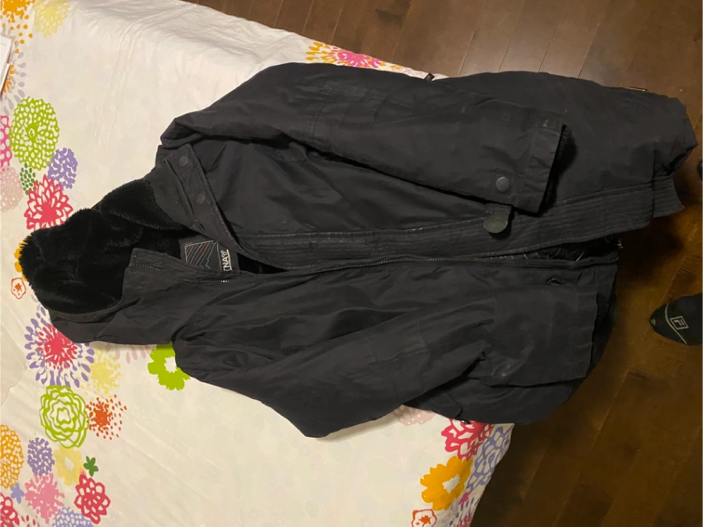 TNA Black Winter Parka - Size Medium - photo 4