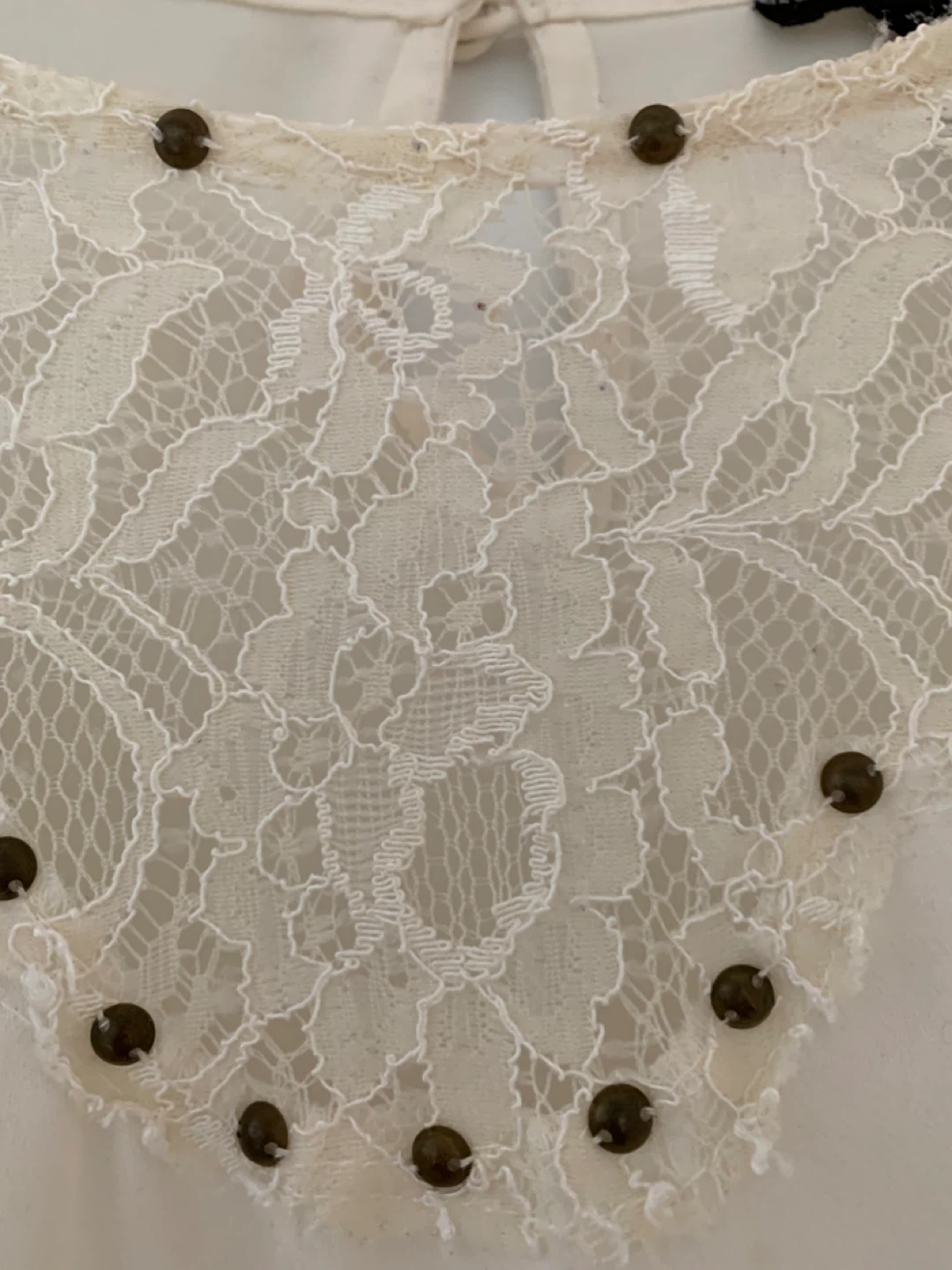 Forever 21 Cream Lace Blouse - Size M - photo 2