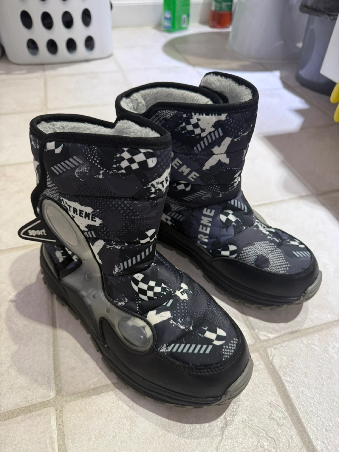 kids Extreme Sport Winter Boots - 24.5 cm