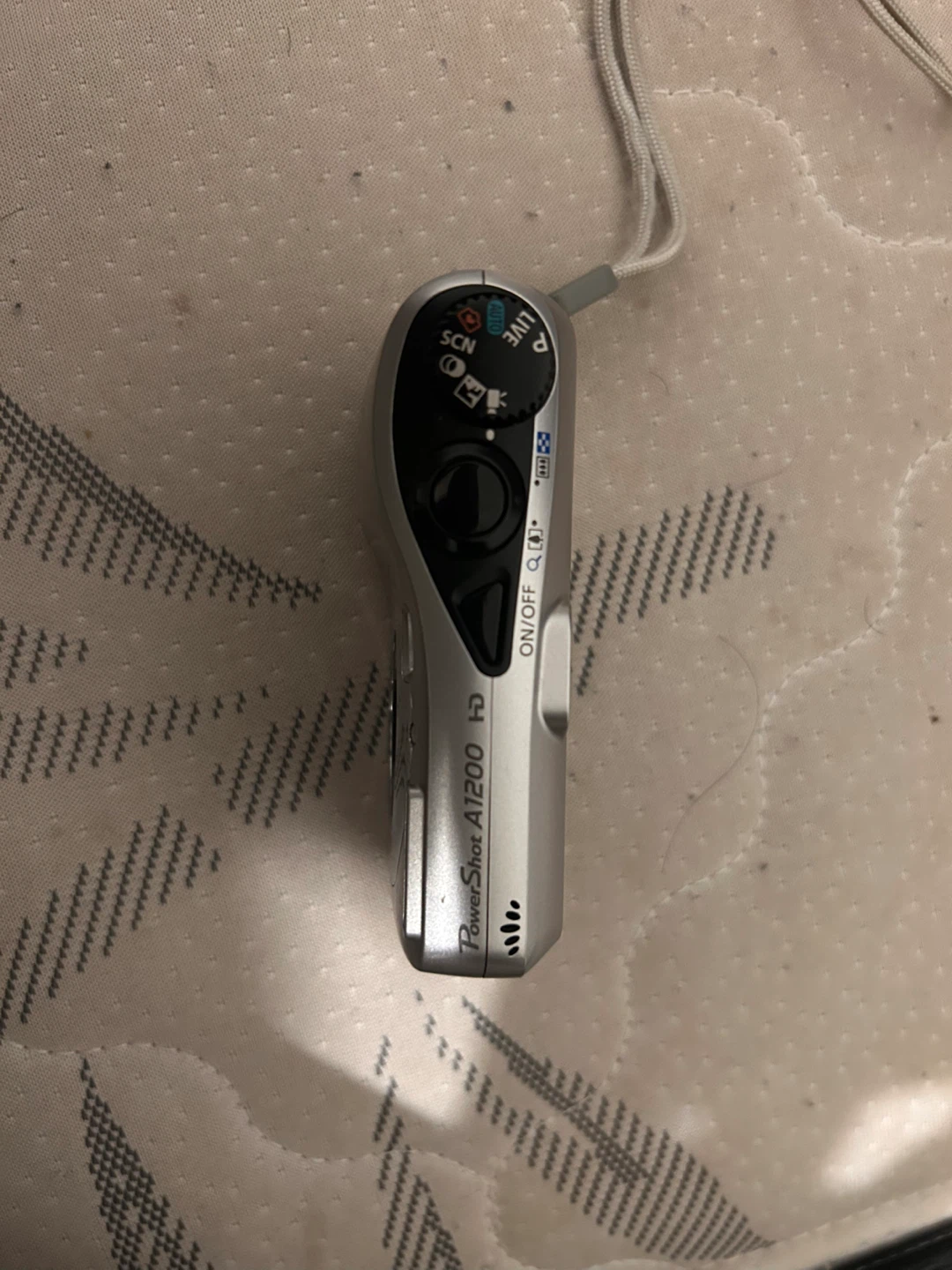 Canon PowerShot A1200 12.1 MP Digital Camera - photo 4
