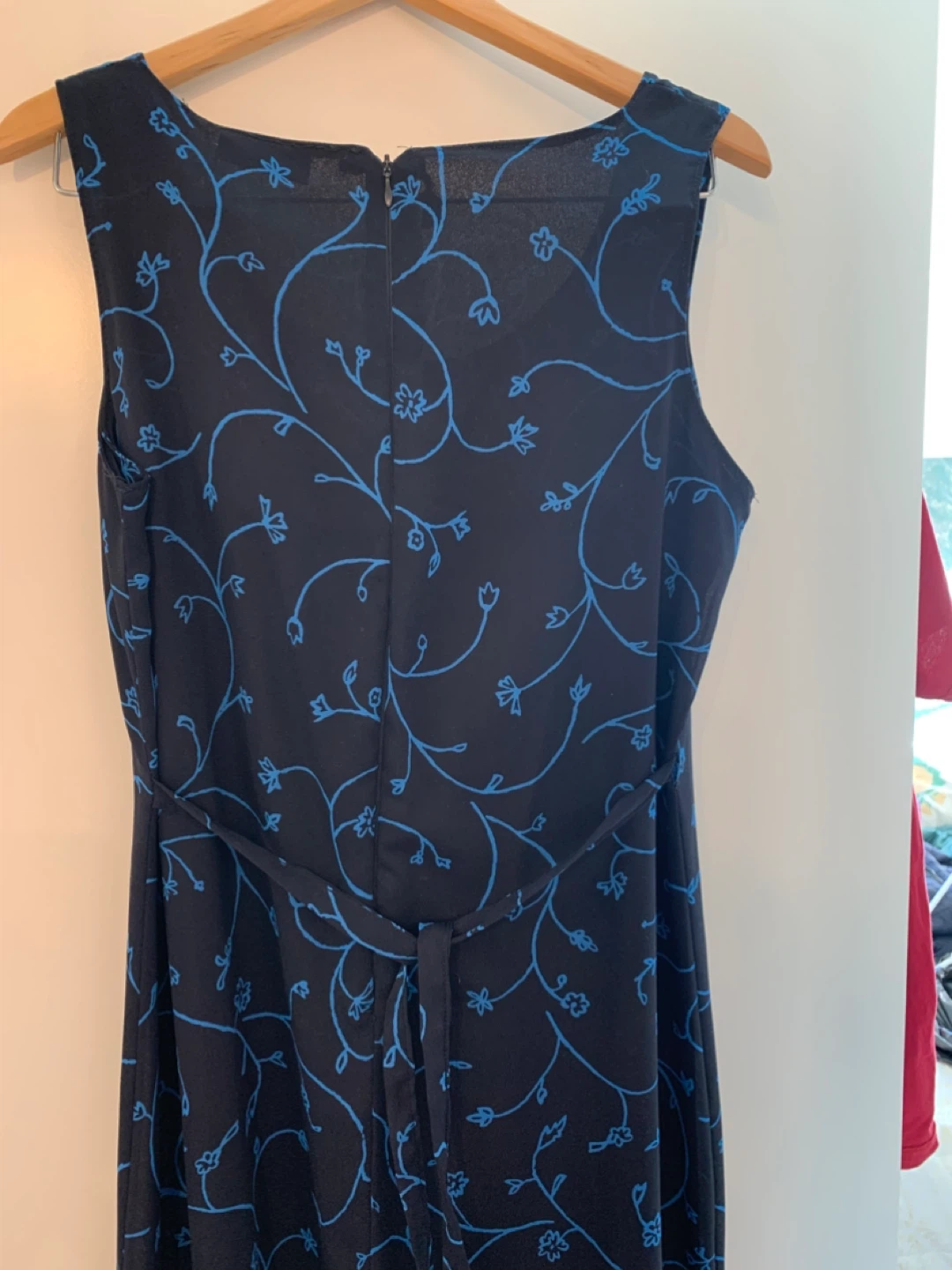 Danielle Kelly Paris  dress , size large - photo 3