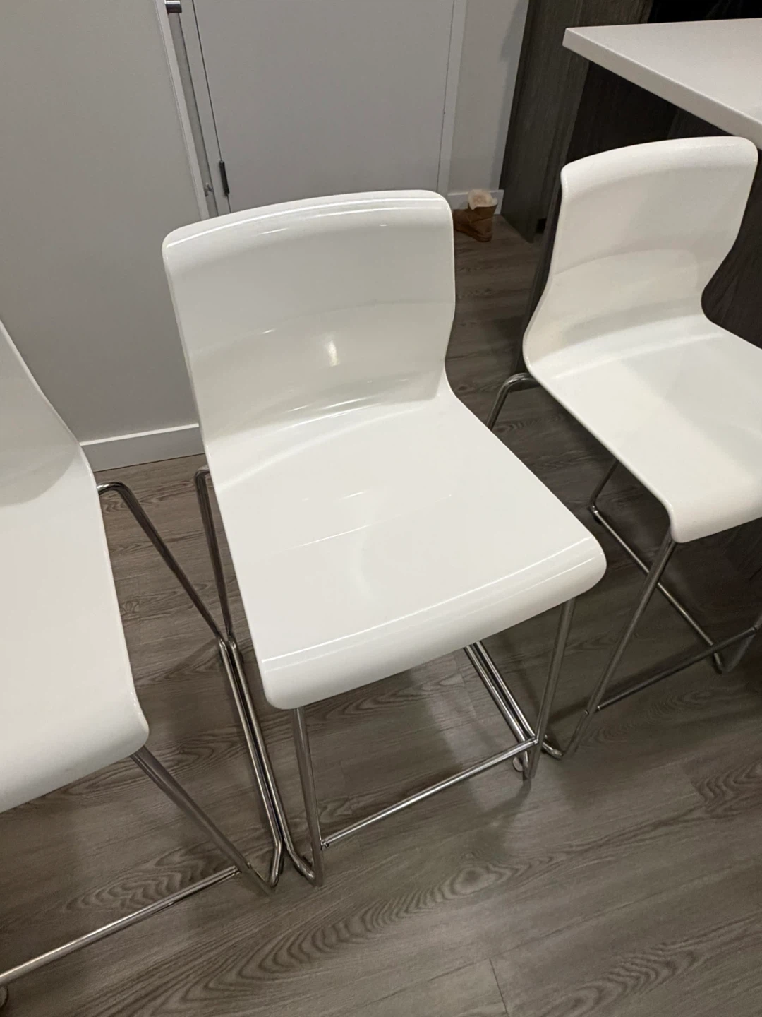 Set of 3 Ikea White Bar Stools - photo 2