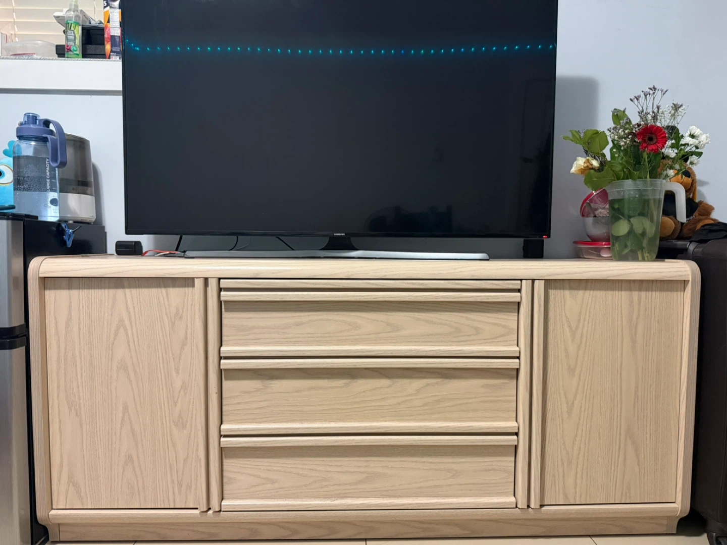 Modern Light Wood Bedroom Furniture Set