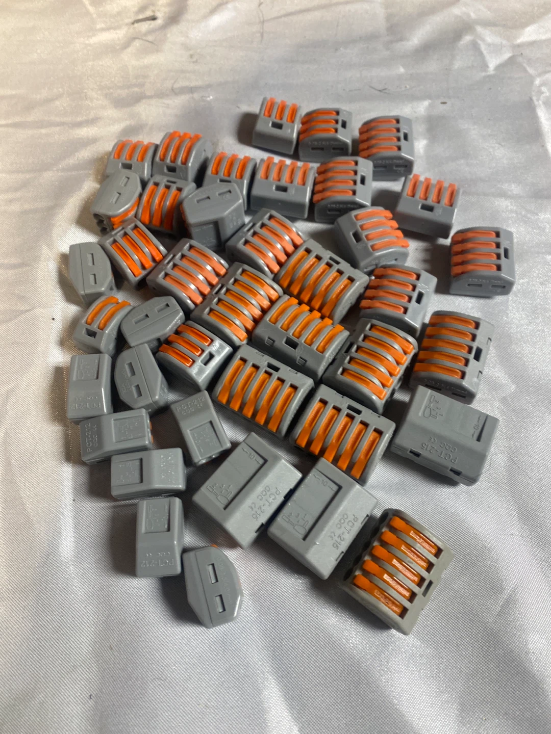 f assorted electrical wire connectors and terminals. - photo 4