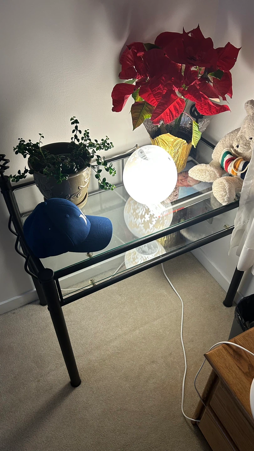 Round Table Lamp