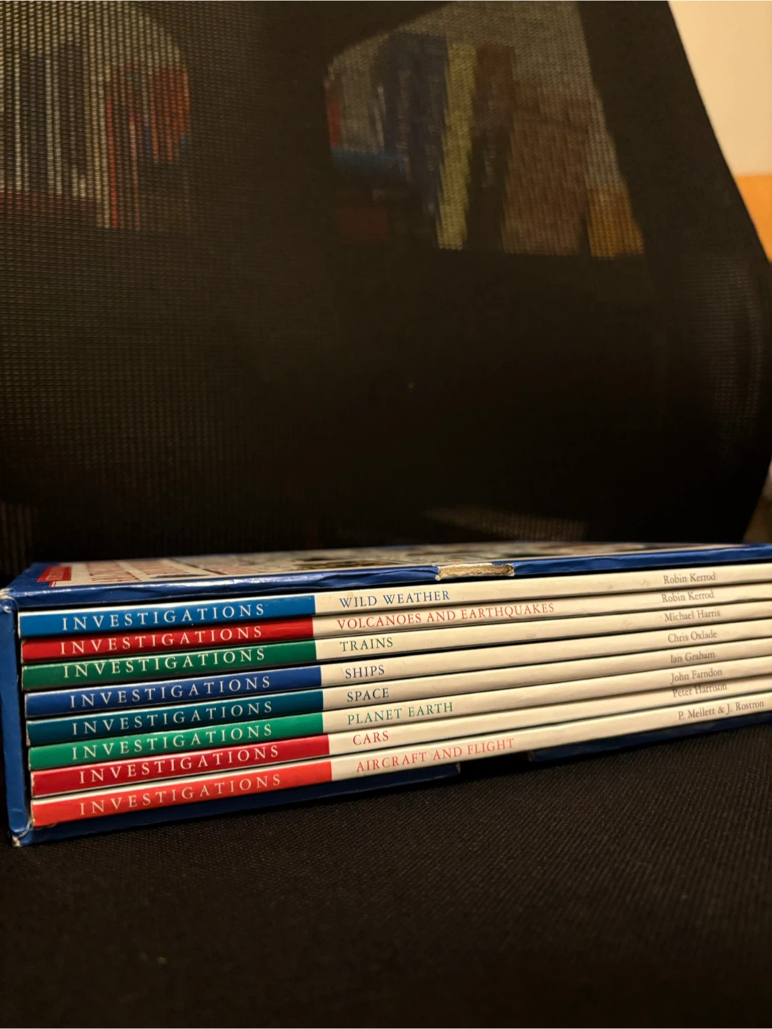 Amazing Science Book Box – 8 Kids Science Books - photo 5